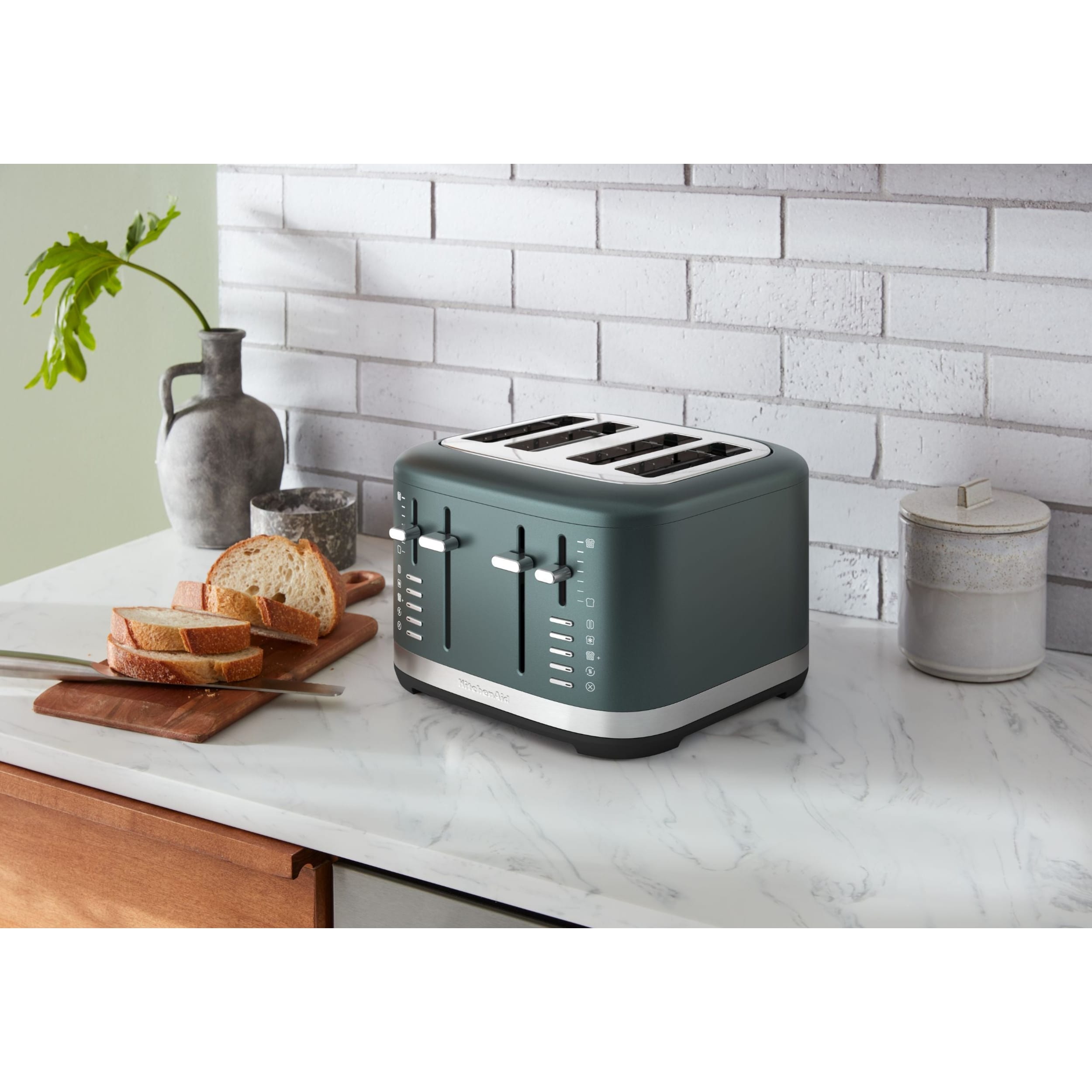 KitchenAid 4 Slice Toaster KMT4109