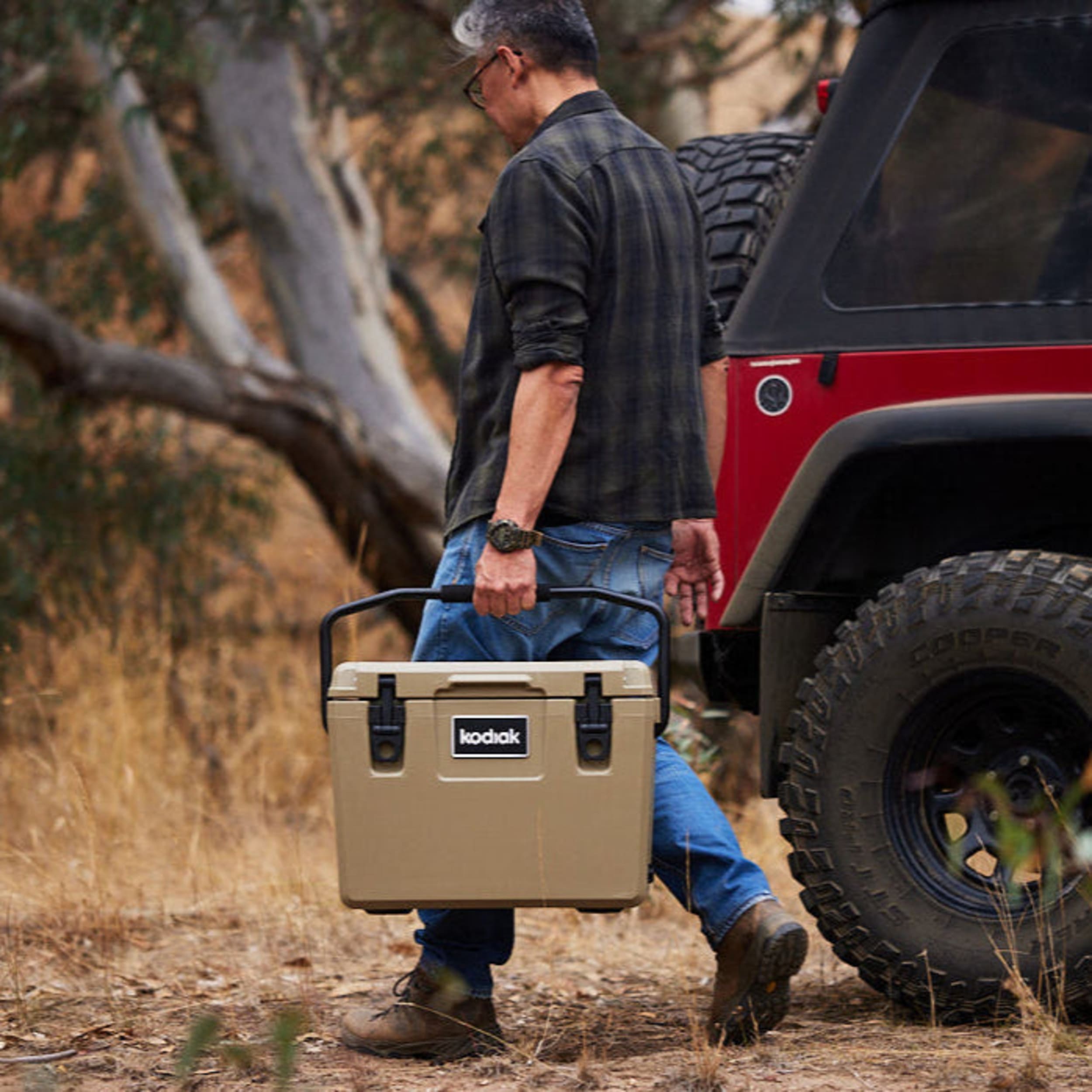 Kodiak Hard Cooler 15L Black