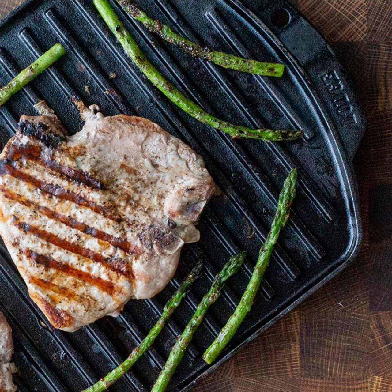 Lodge 19 x 19.5 Inch Cast Iron Reversible Grill / Griddle