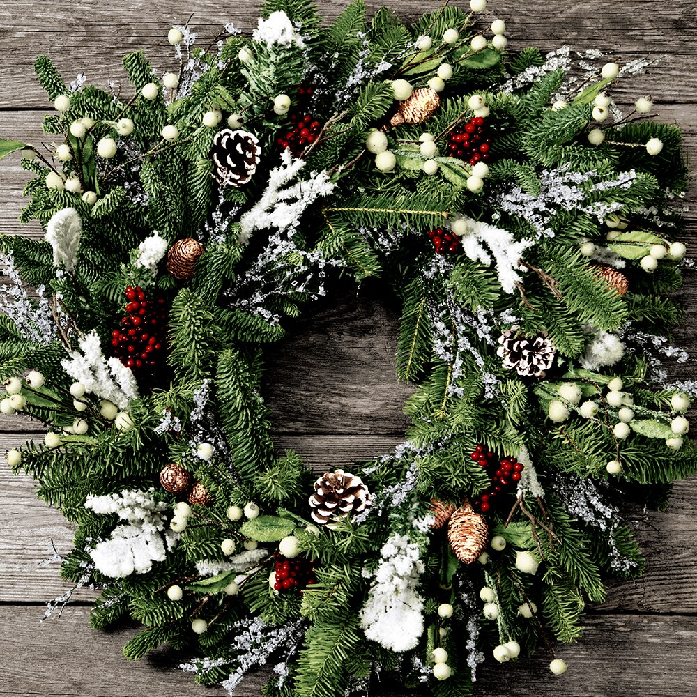 Paper+Design Luncheon Napkins – 20 Pack – Frosty Wreath