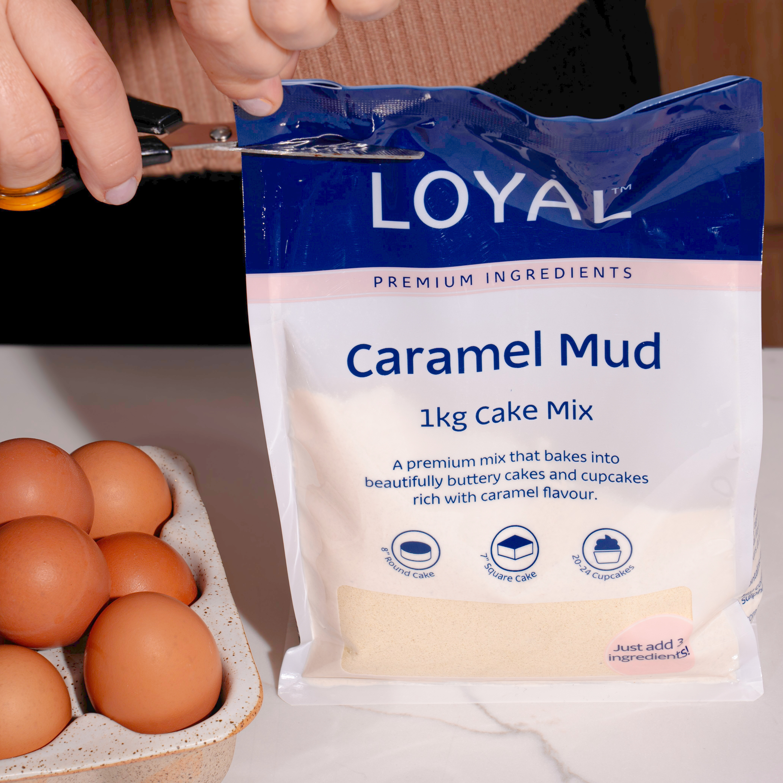 LOYAL Caramel Mud Cake Mix 1kg