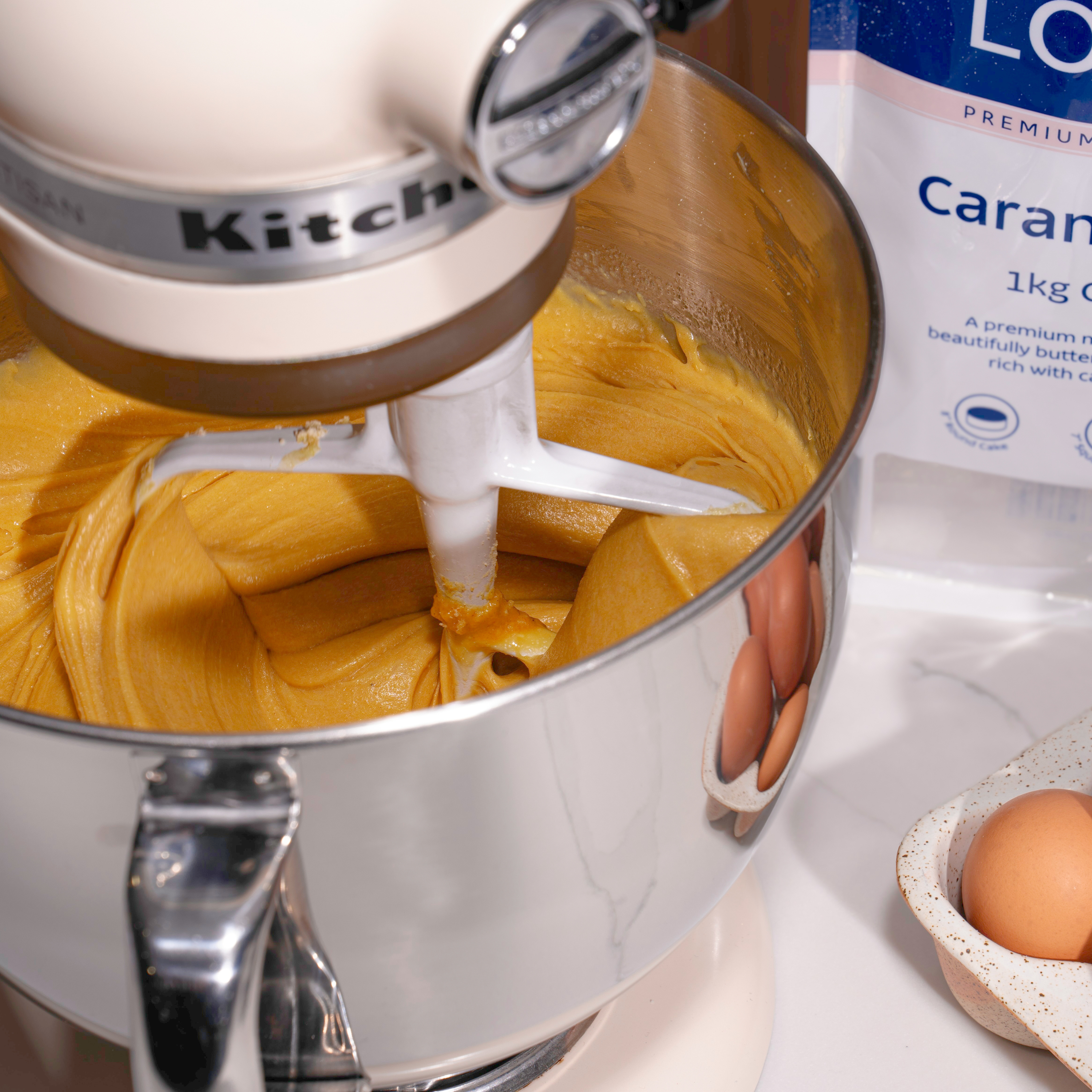 LOYAL Caramel Mud Cake Mix 1kg