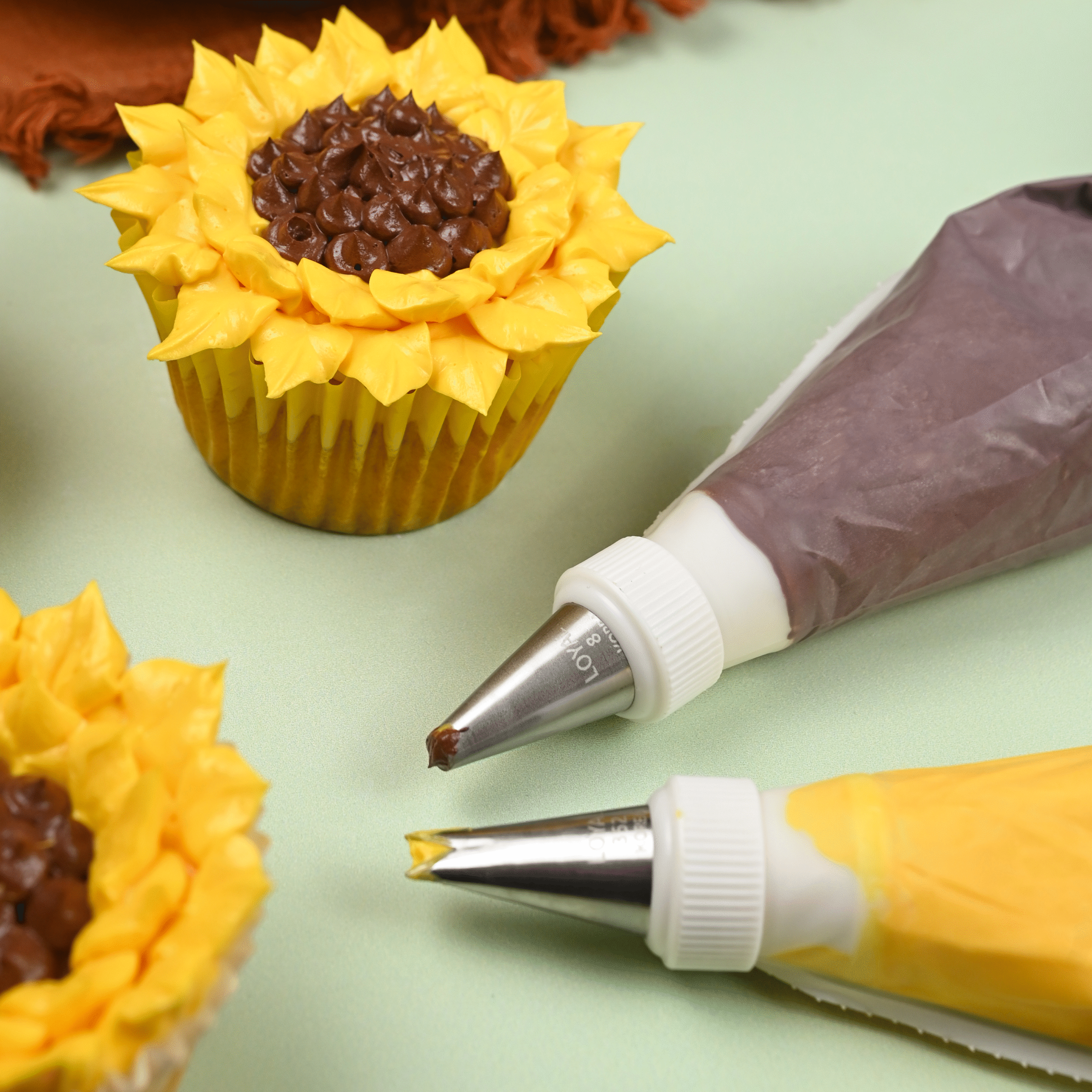 LOYAL Compostable Piping Bags Natural 15 Inch 10 Piece