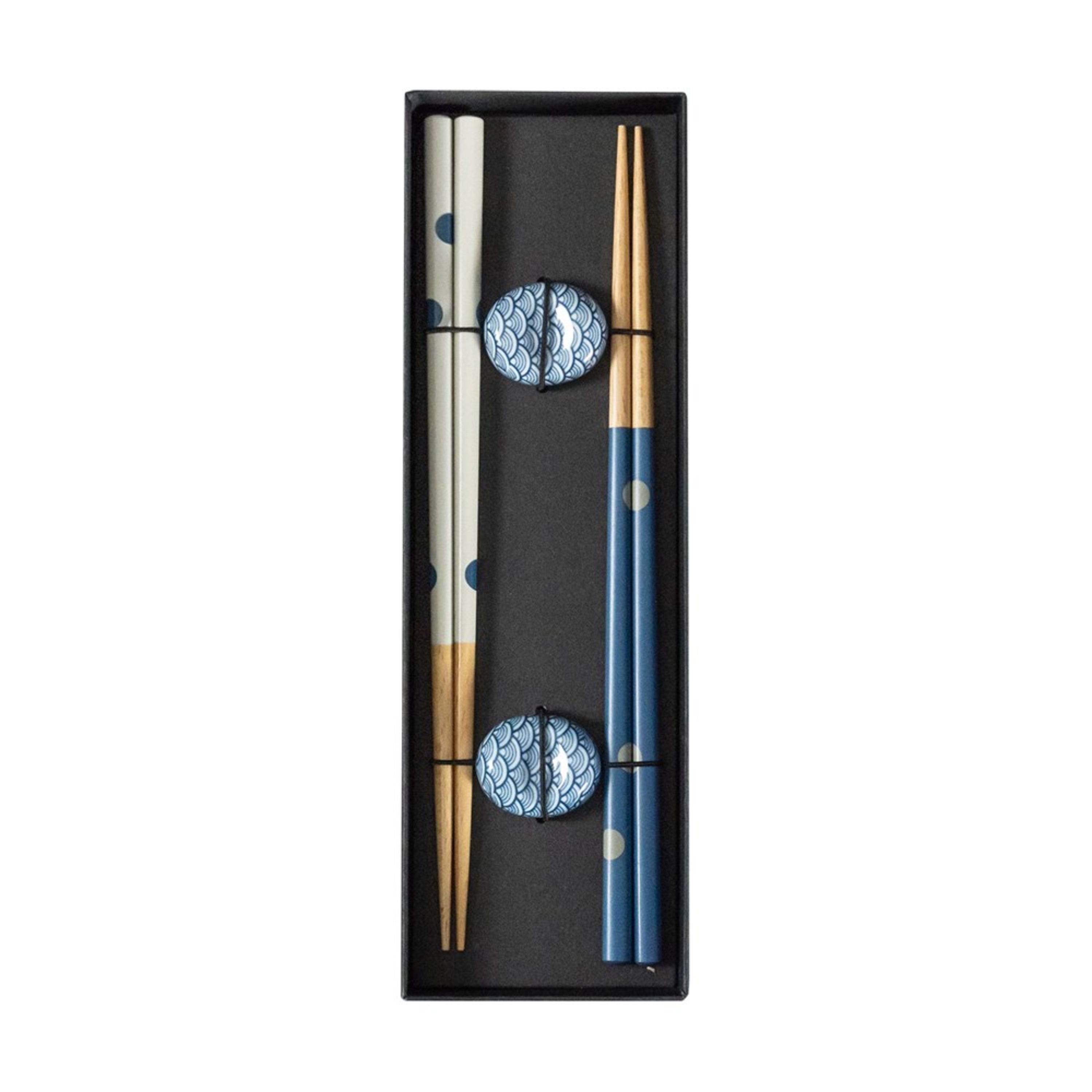 Omotenashi Living Komon 4 Piece Chopstick & Chopstick Rest Set