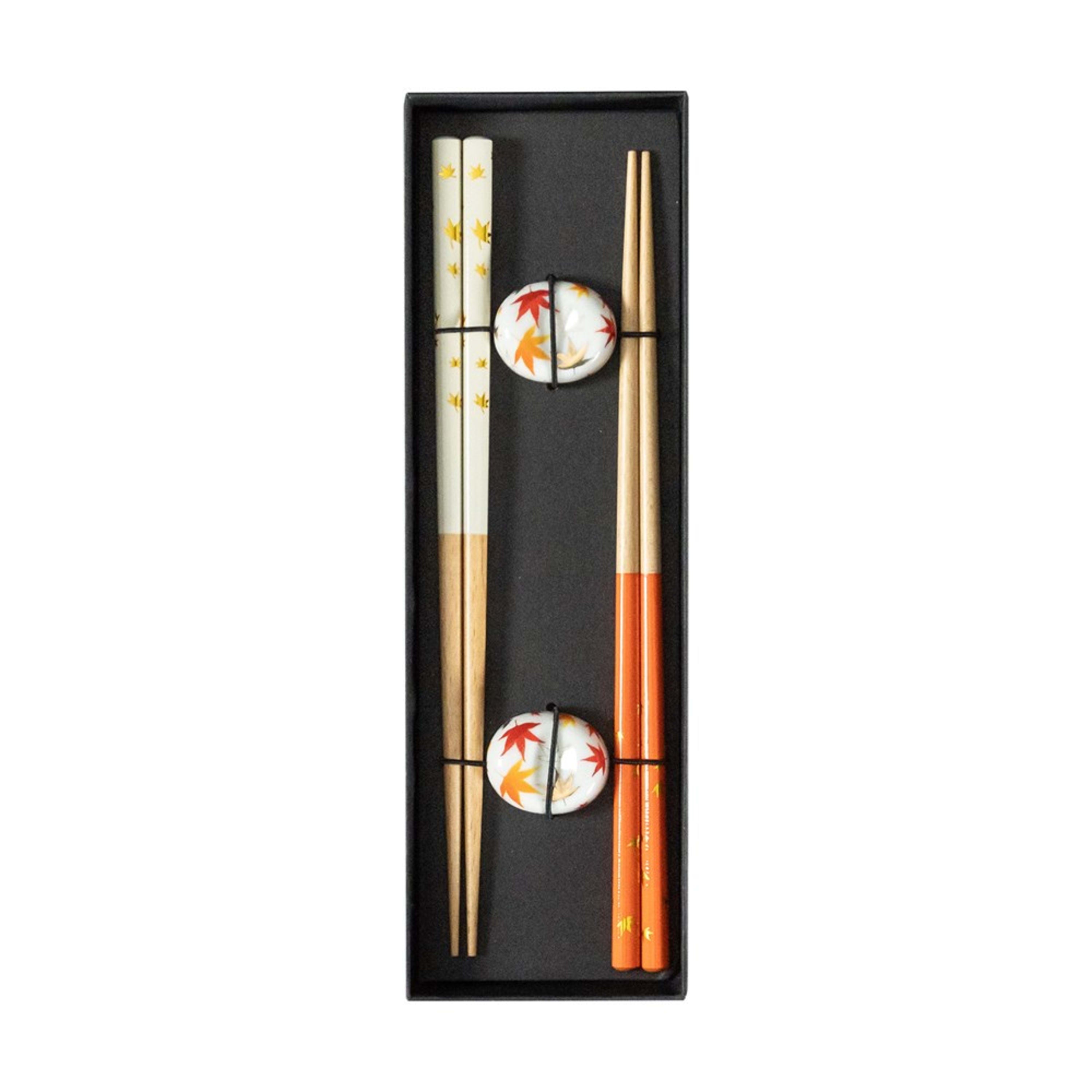 Omotenashi Living Autumn Leaves 4 Piece Chopstick & Chopstick Rest Set