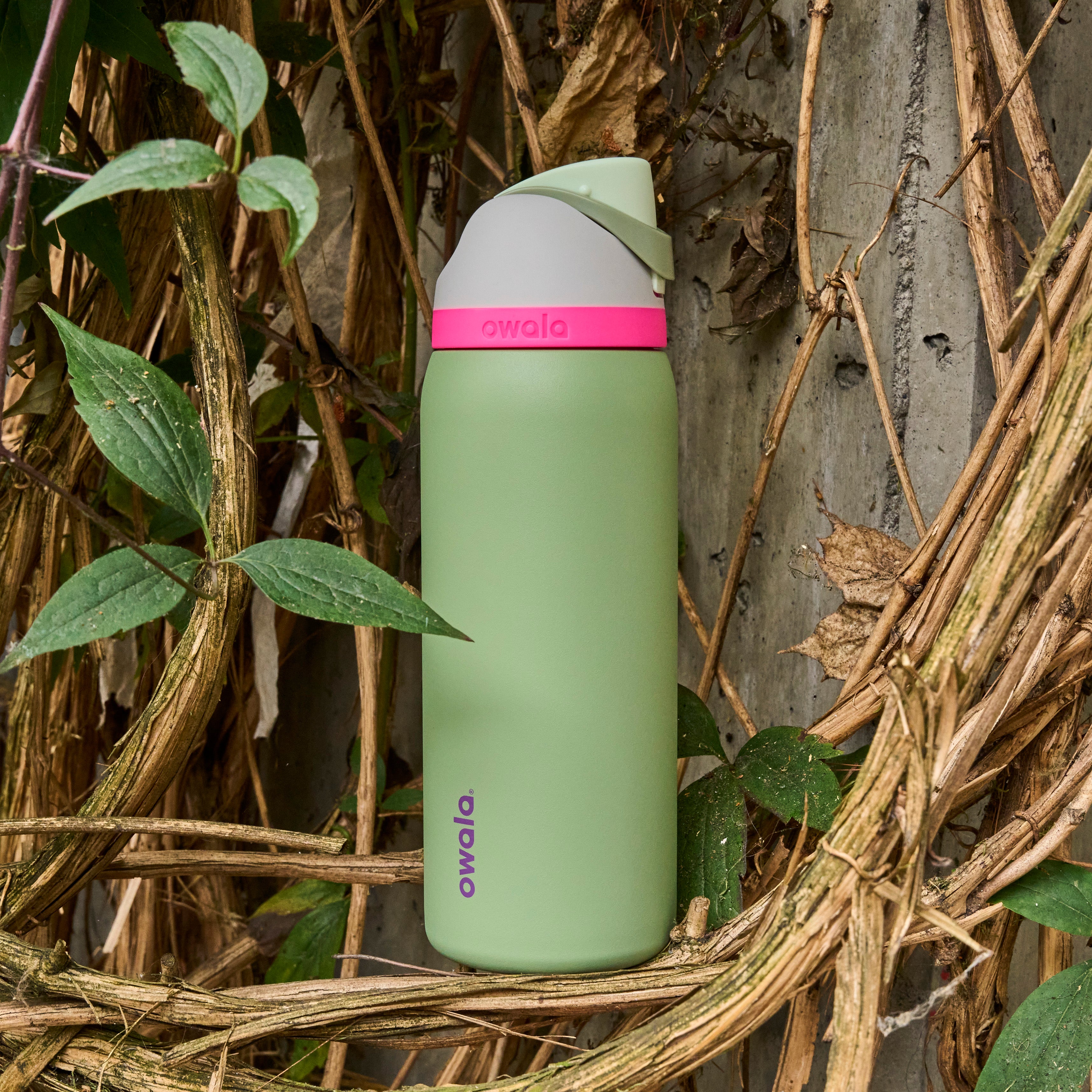 Owala FreeSip Bottle 32oz - Neo Sage