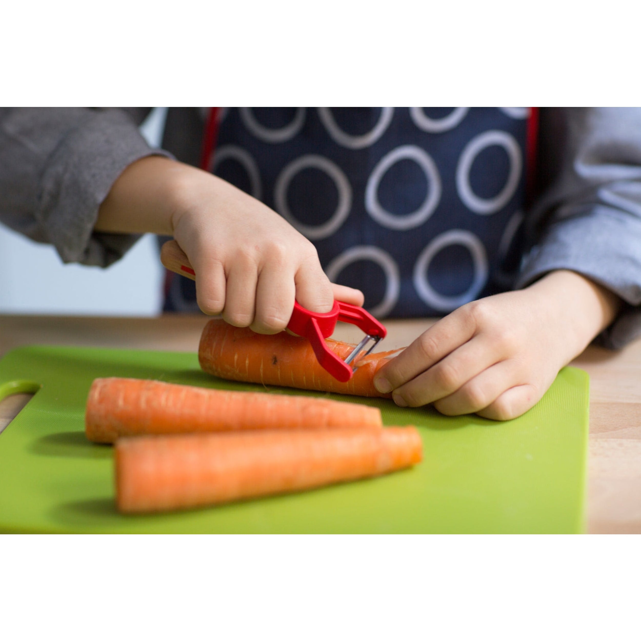 Opinel Le Petit Chef Peeler Red