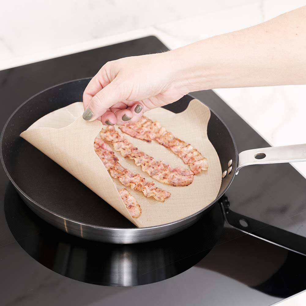 NoStik Silicone Fibreglass Pan & Omelet Liner