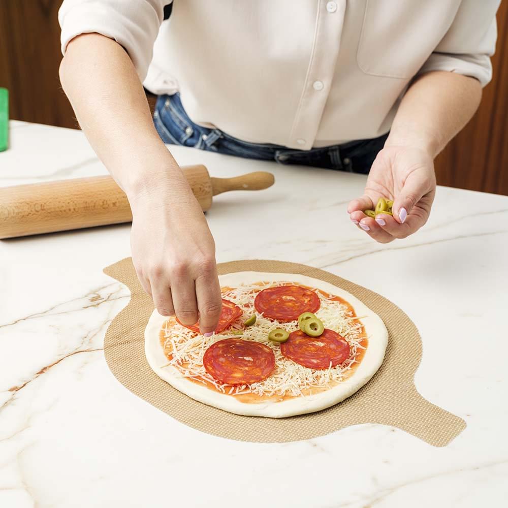 NoStik Silicone Fibreglass Pizza Lifter