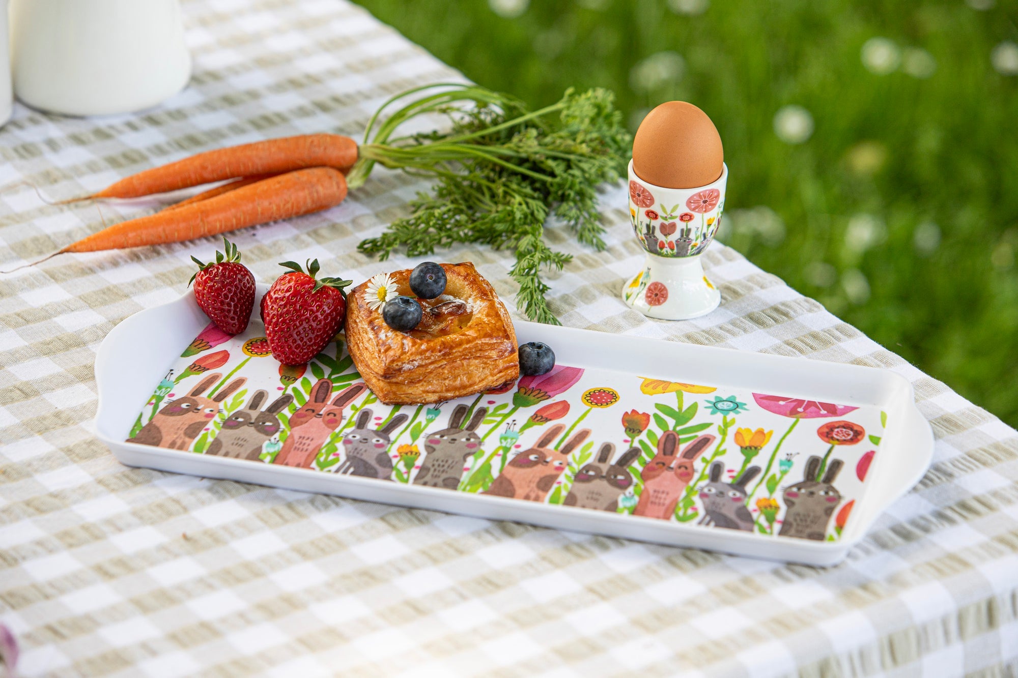 Ashdene Playful Bunnies Blooms Sandwich Tray
