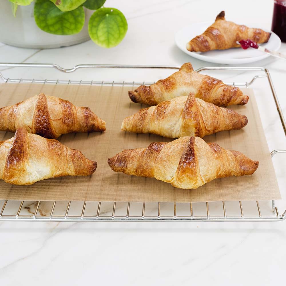 NoStik Silicone Fibreglass Bake Liner