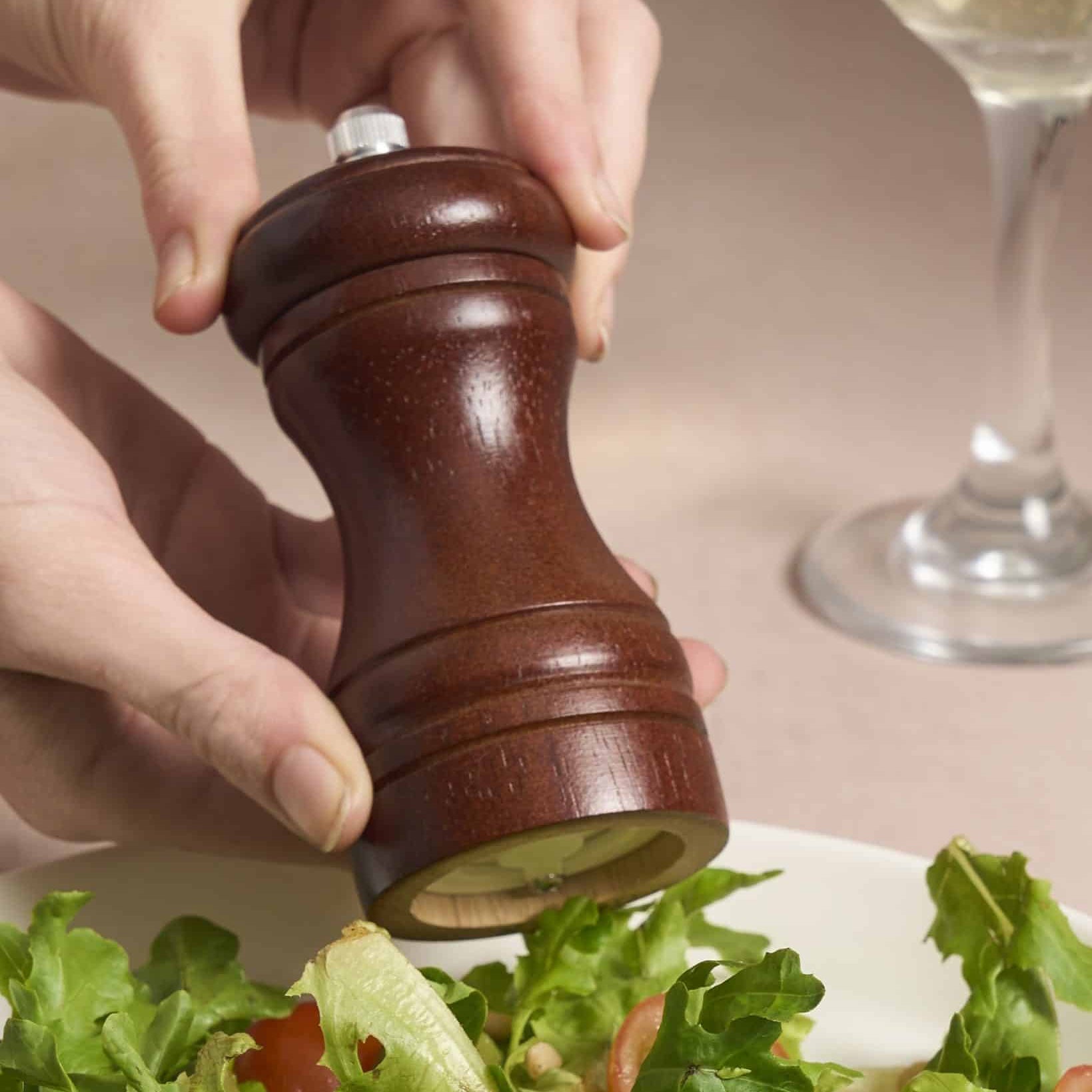 KH HandKraft Wood Pepper Grinder 100mm Dark Brown