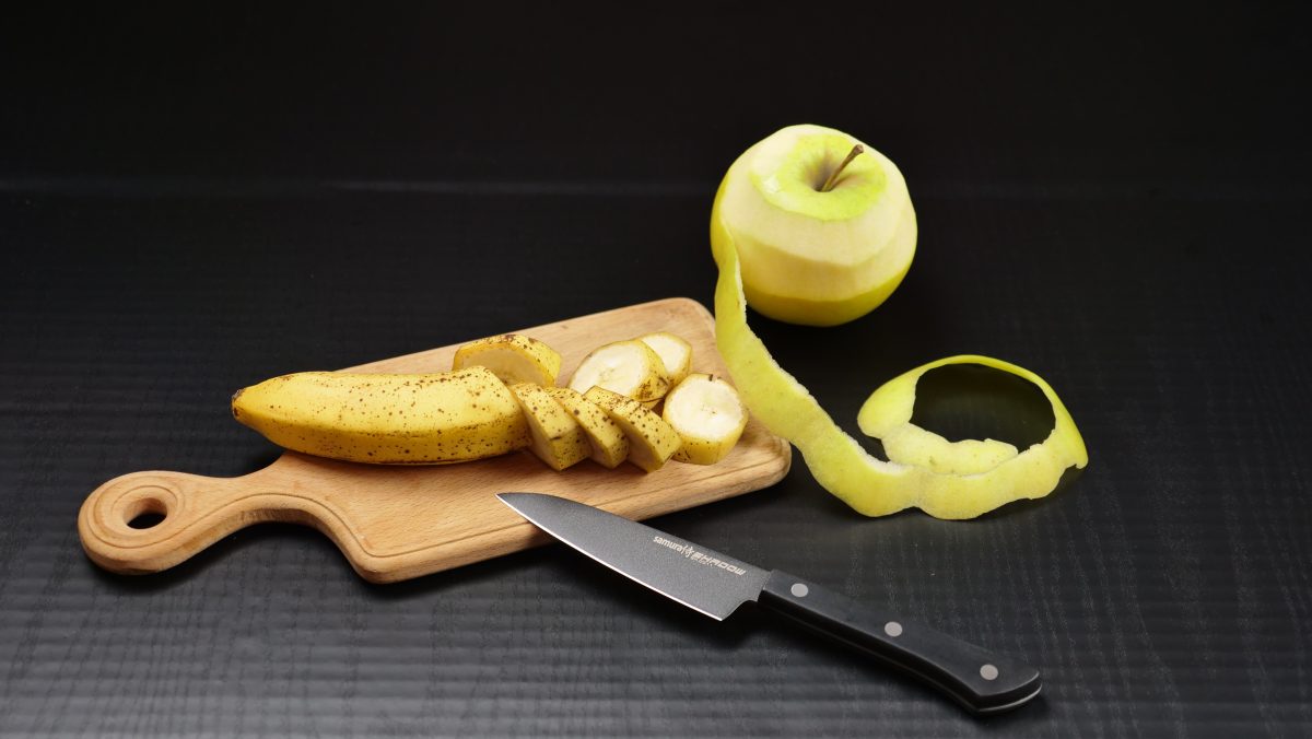 Samura SHADOW Set of 3 Kitchen Knives: Chef's Knife, Utility Knife, Paring Knife with Black Non Stick Coating