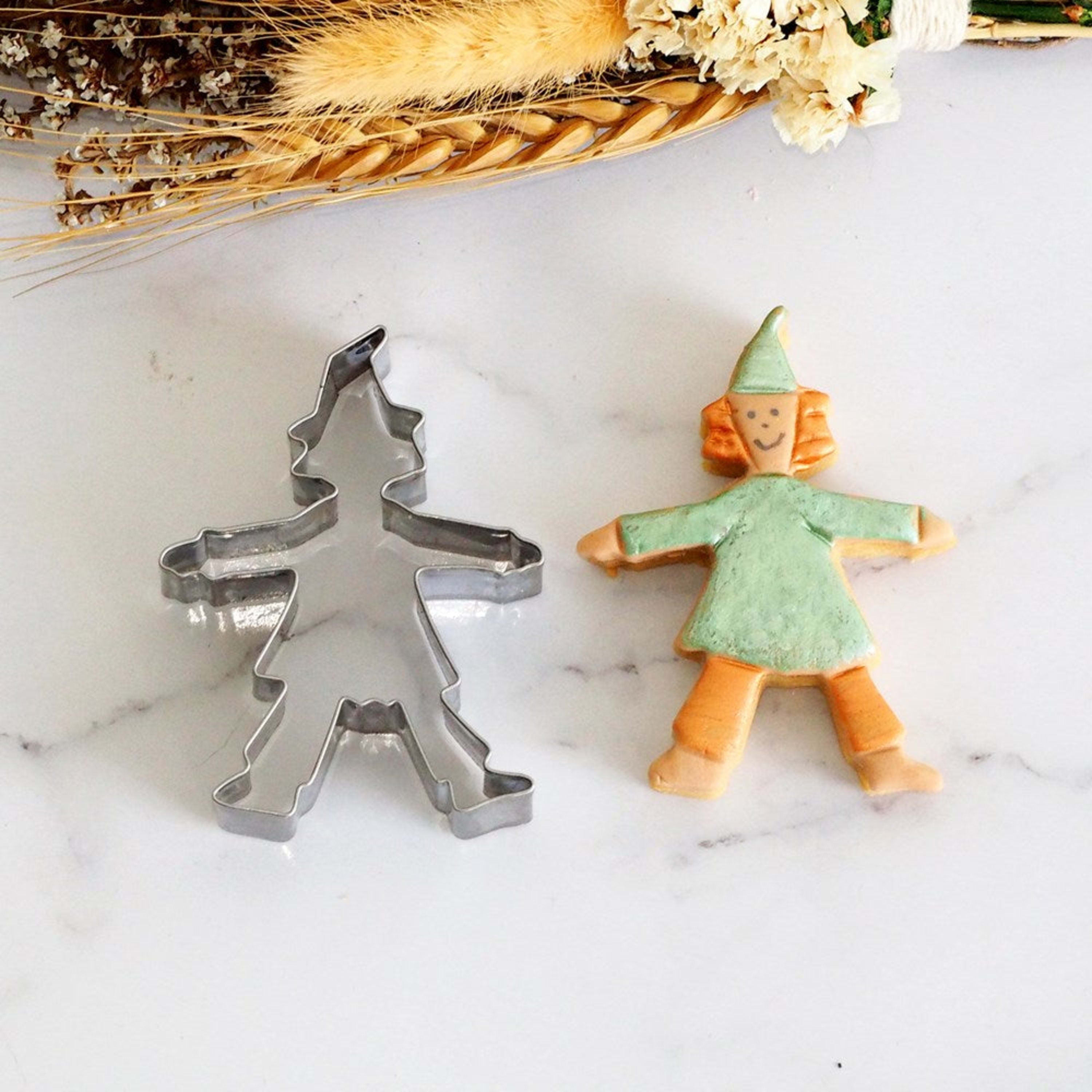 Sweet Themes Scarecrow or Clown Cookie Cutter