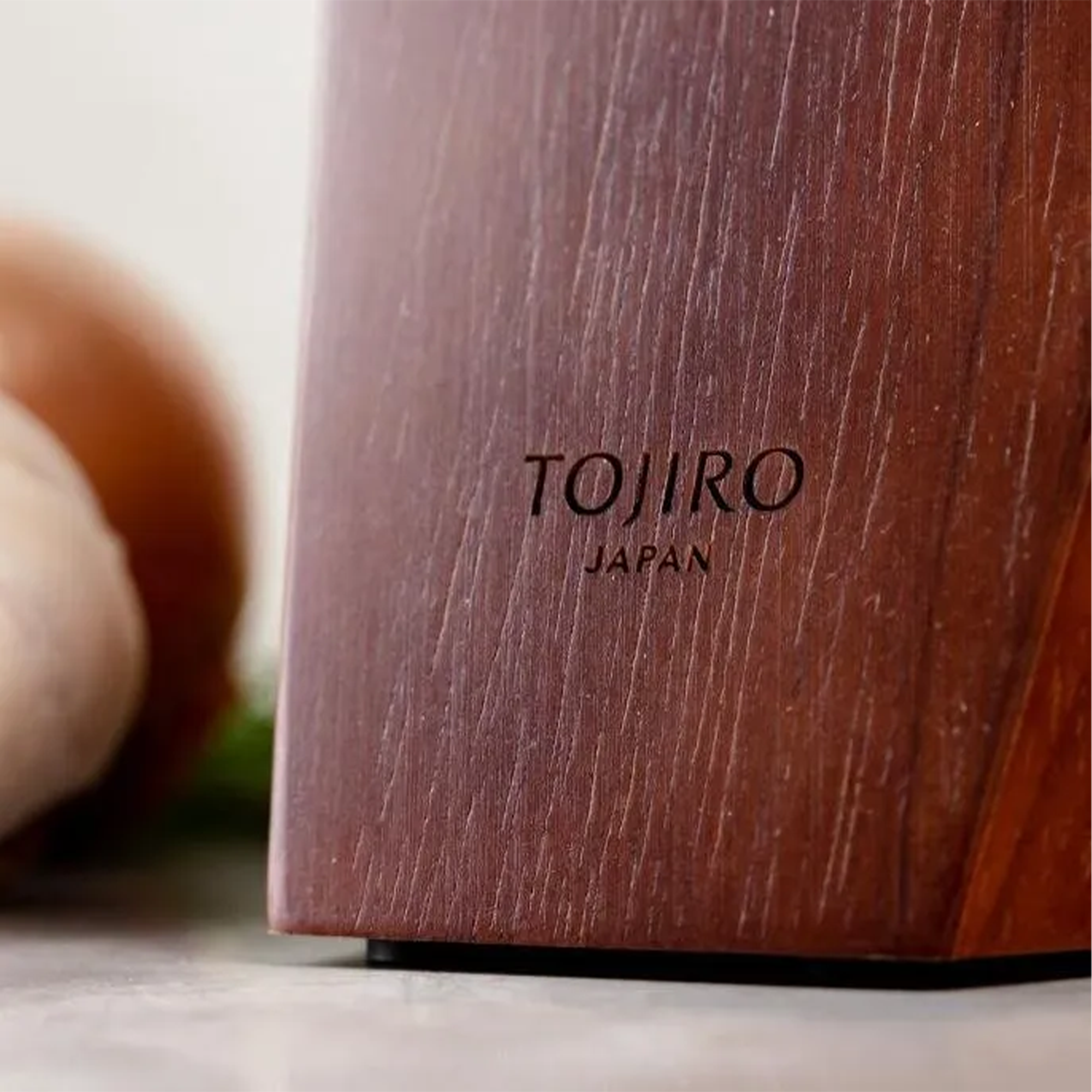 Tojiro Wooden Knife Block w/Magnet - Empty