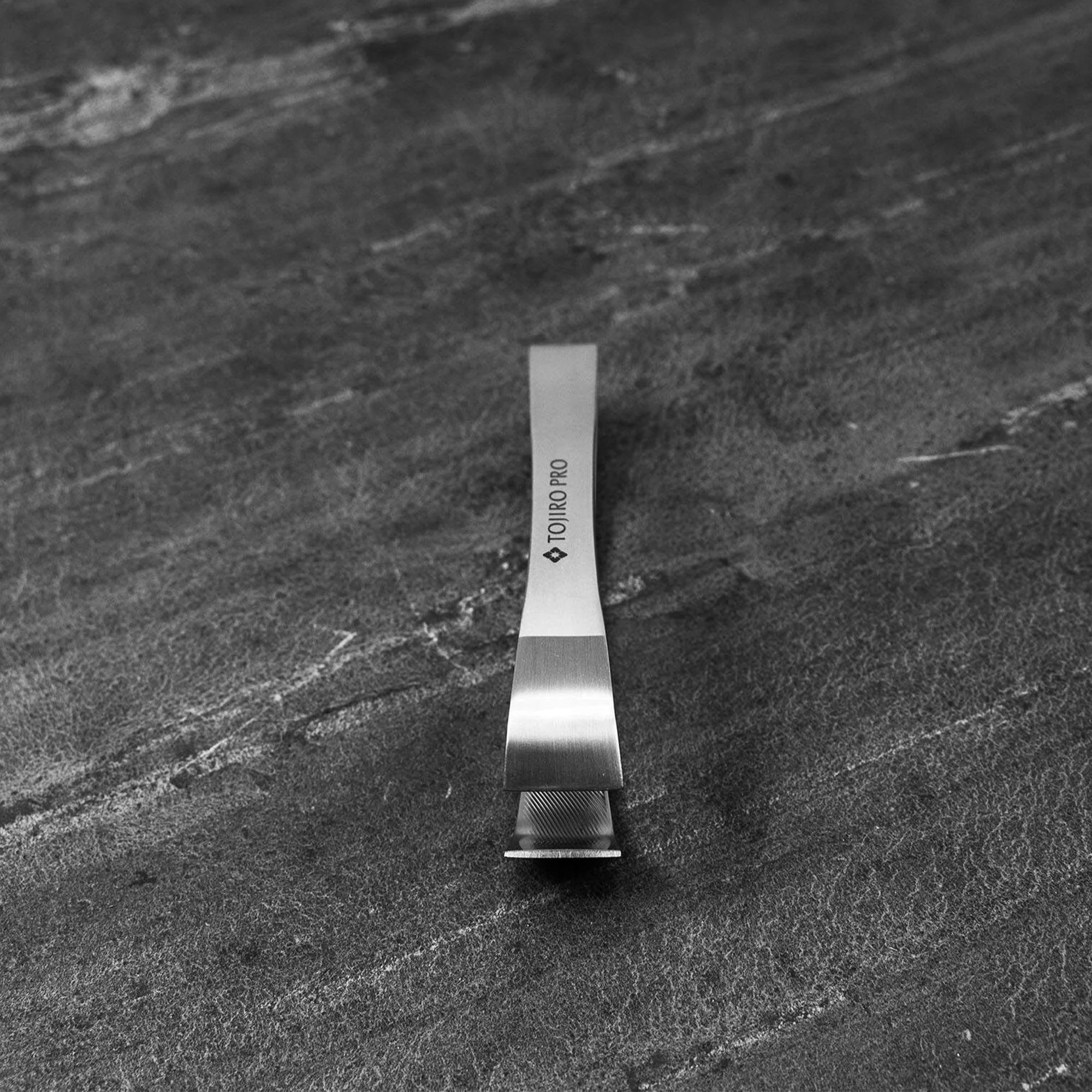 Tojiro "PRO" Fish Bone Tweezer