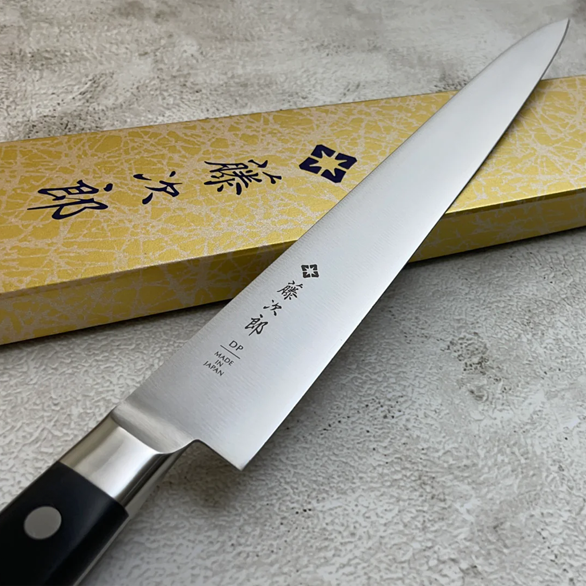 Tojiro DP 3-Layer Series Chef Knife, 27cm