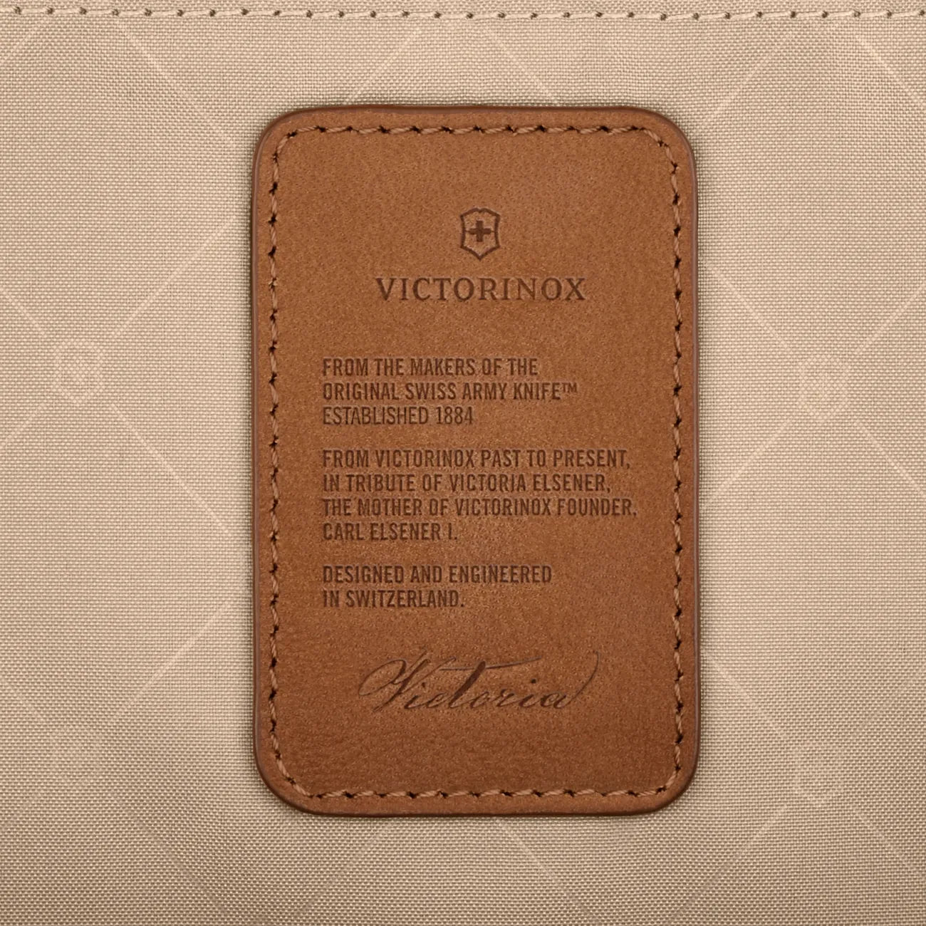 Victorinox Victoria Signature Beauty Case