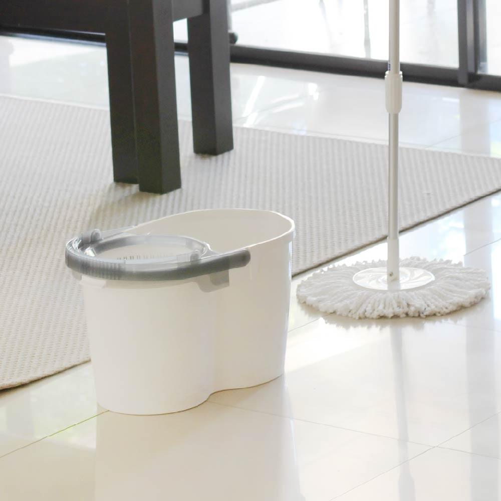 White Magic Turbo Spin Mop Hand Press