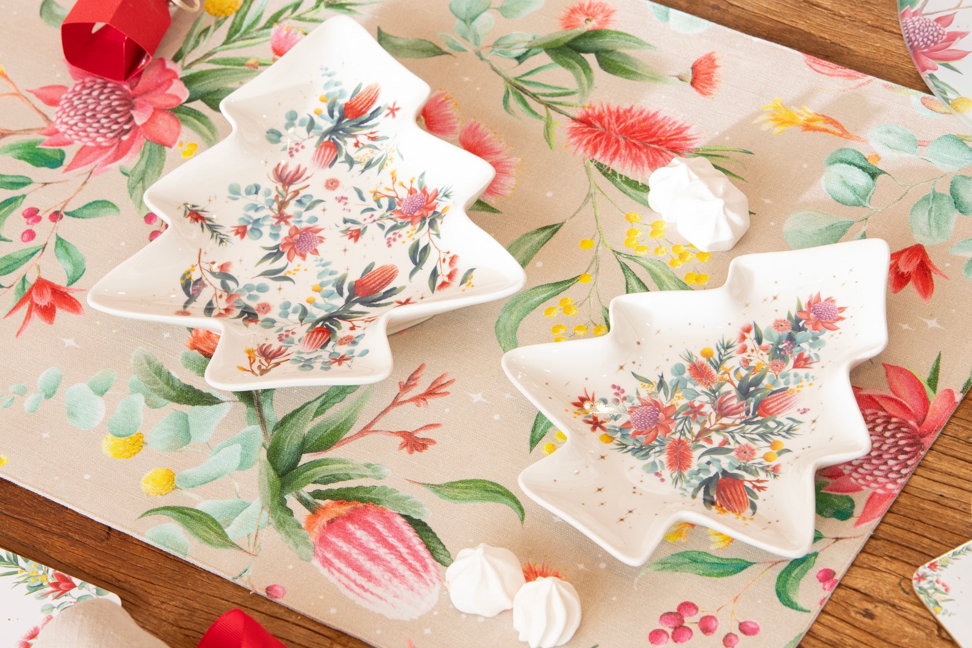 Ashdene Twinkling Blooms 2pk Tree Platter