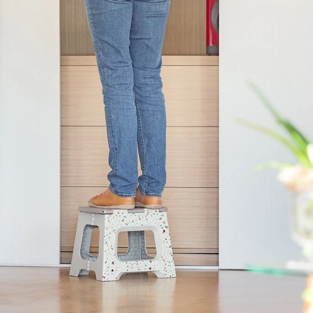 Vigar Compact Foldable 32cm Stool