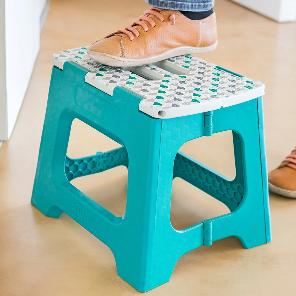 Vigar Compact Foldable 32cm Stool