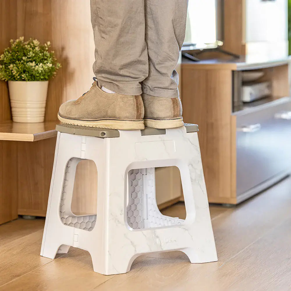 Vigar Compact Foldable 32cm Stool
