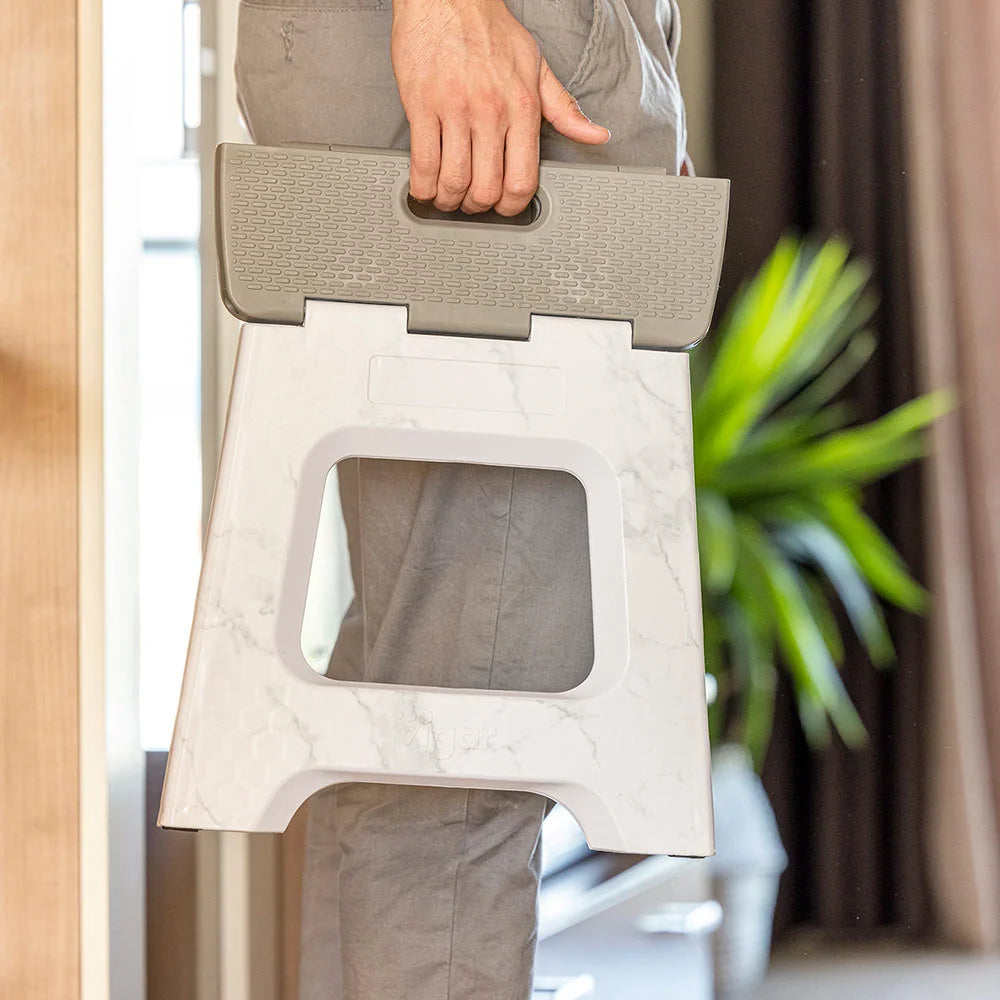 Vigar Compact Foldable 32cm Stool