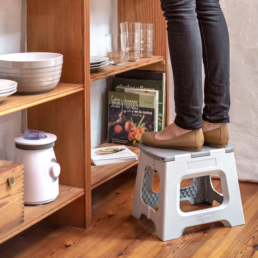 Vigar Compact Foldable Stool 23cm - Grey