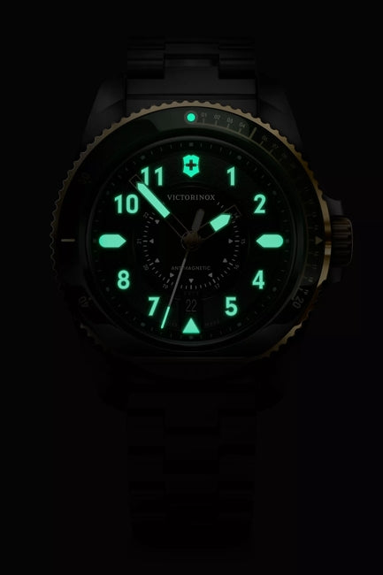 Victorinox Journey 1884 Watch - 2t S/s Case - Green -  Bracelet