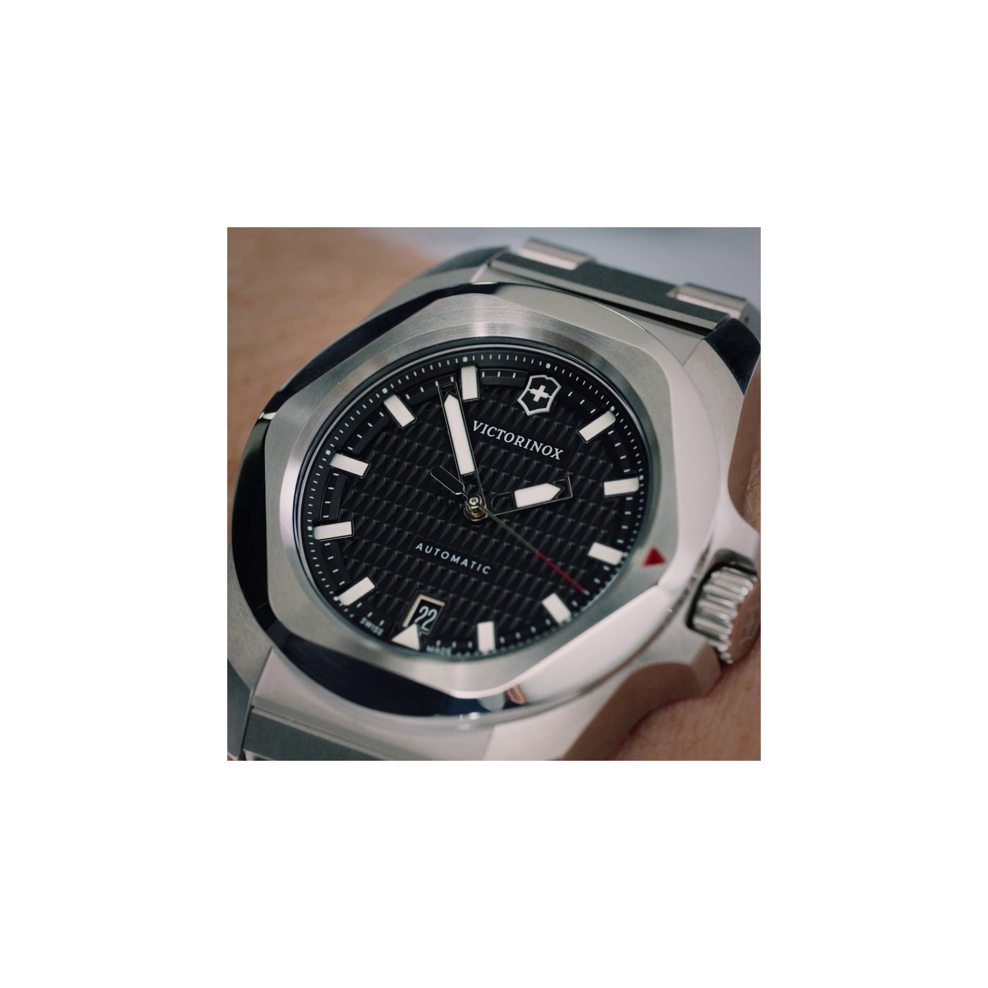 Victorinox I.N.O.X. Automatic 41mm Stainless Steel Bracelet - Black Dial