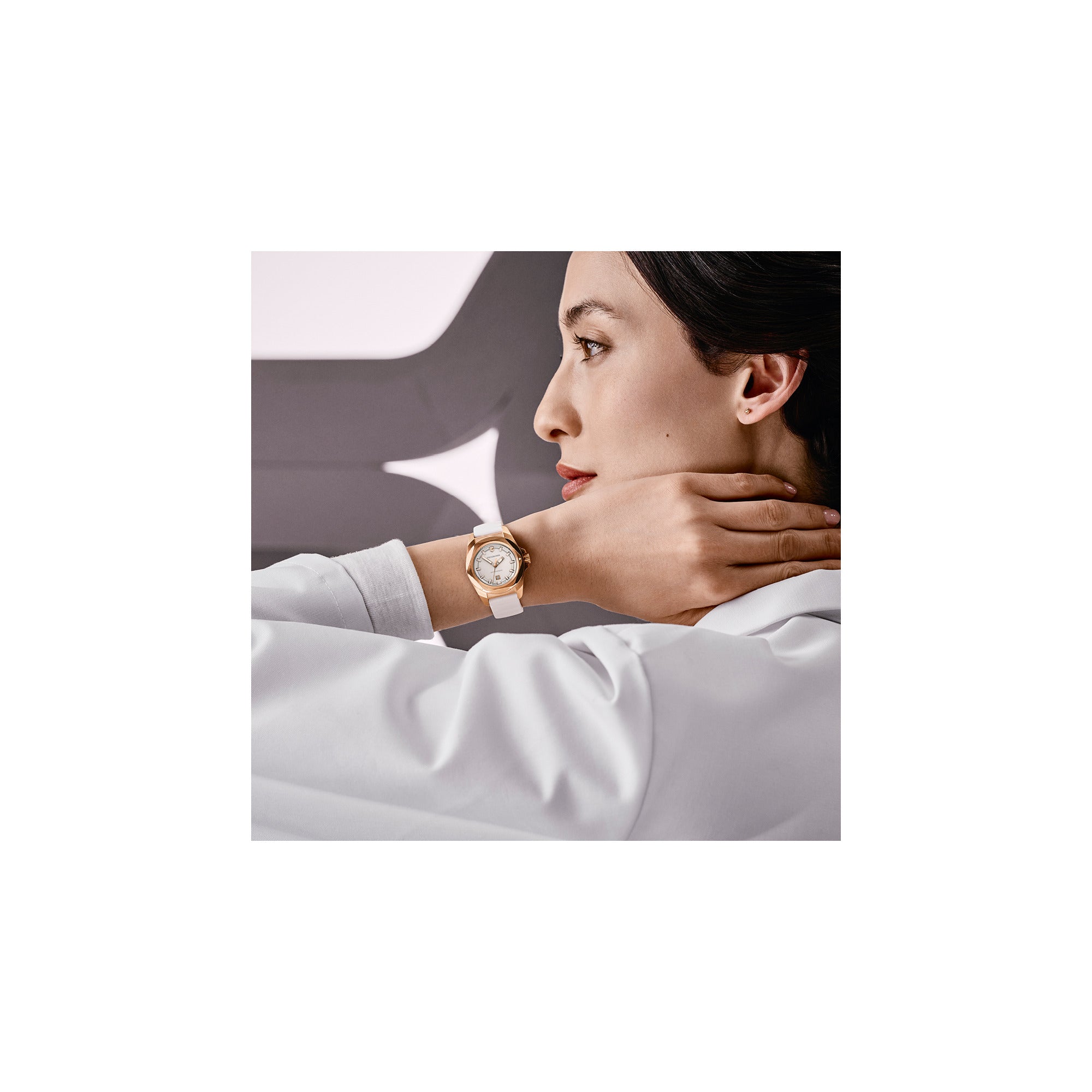 Victorinox I.N.O.X. 32mm White Rubber Strap - White Dial