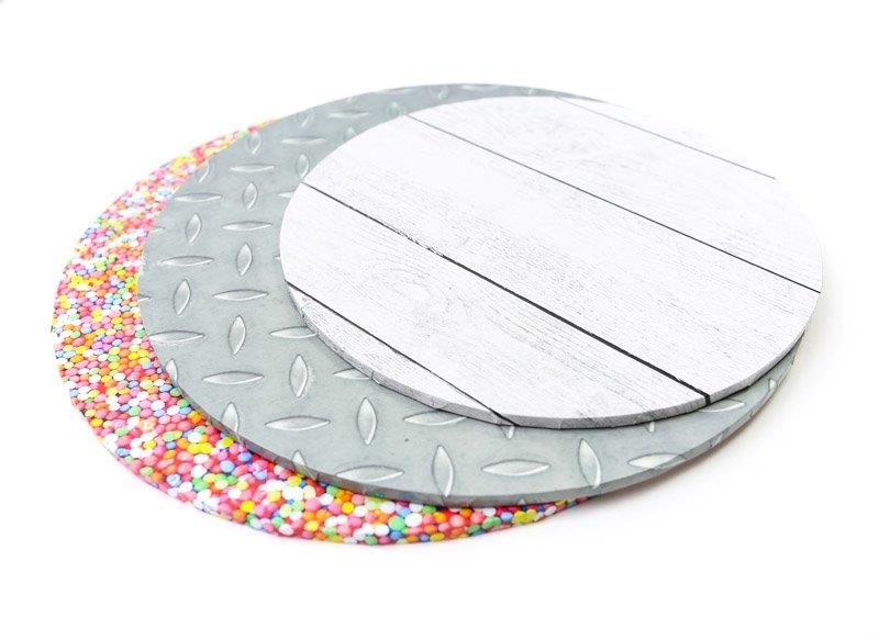 Bake Group Food Presentation Board Round Checker Plate 10in
