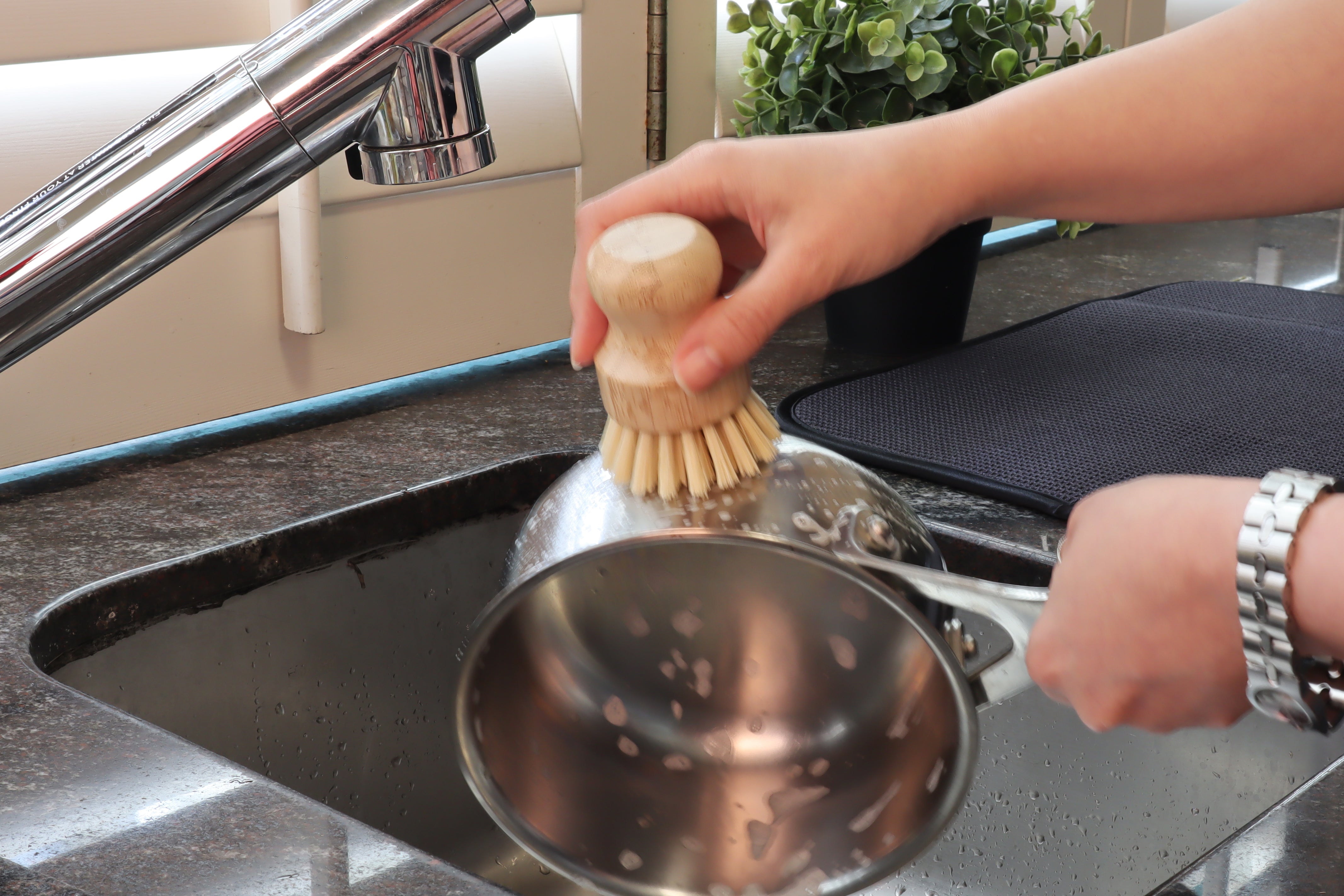 Eco Basics Plastic Free Pot Brush