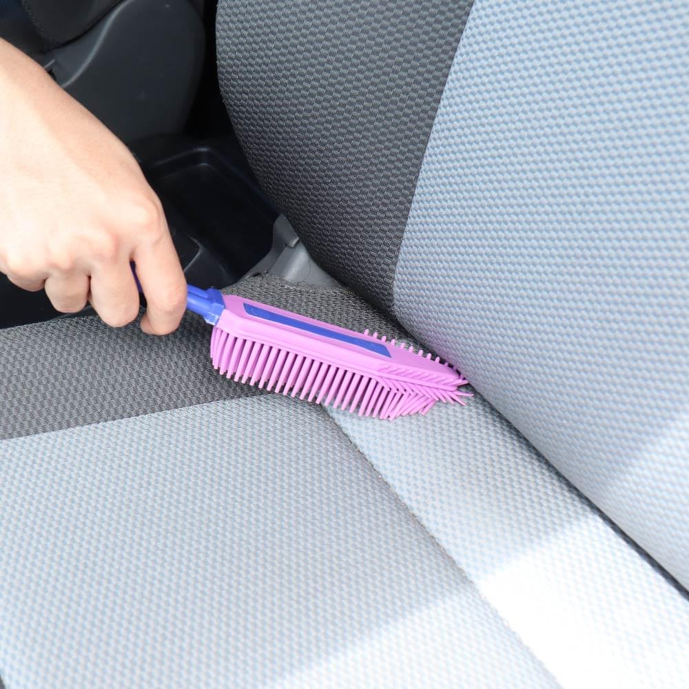 White Magic Pet Hair Brush