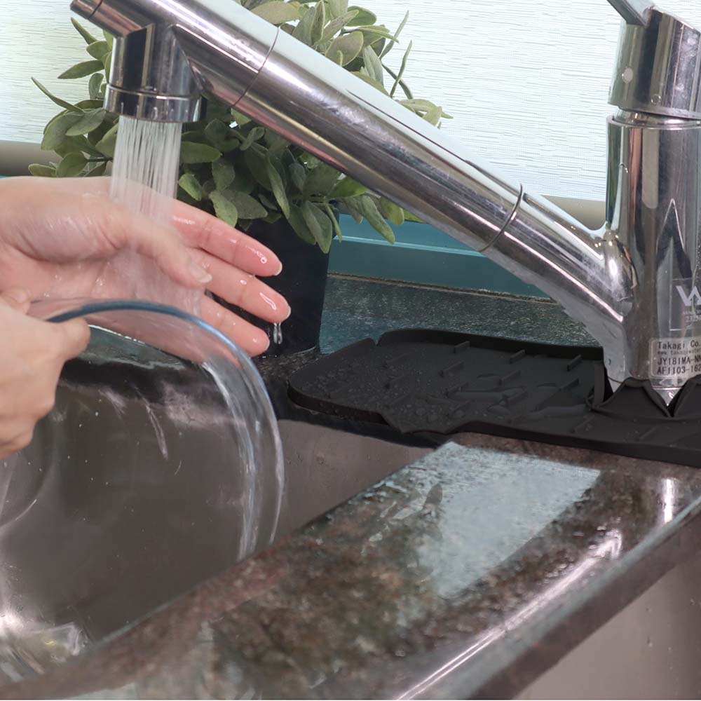 White Magic Sink Splash Guard