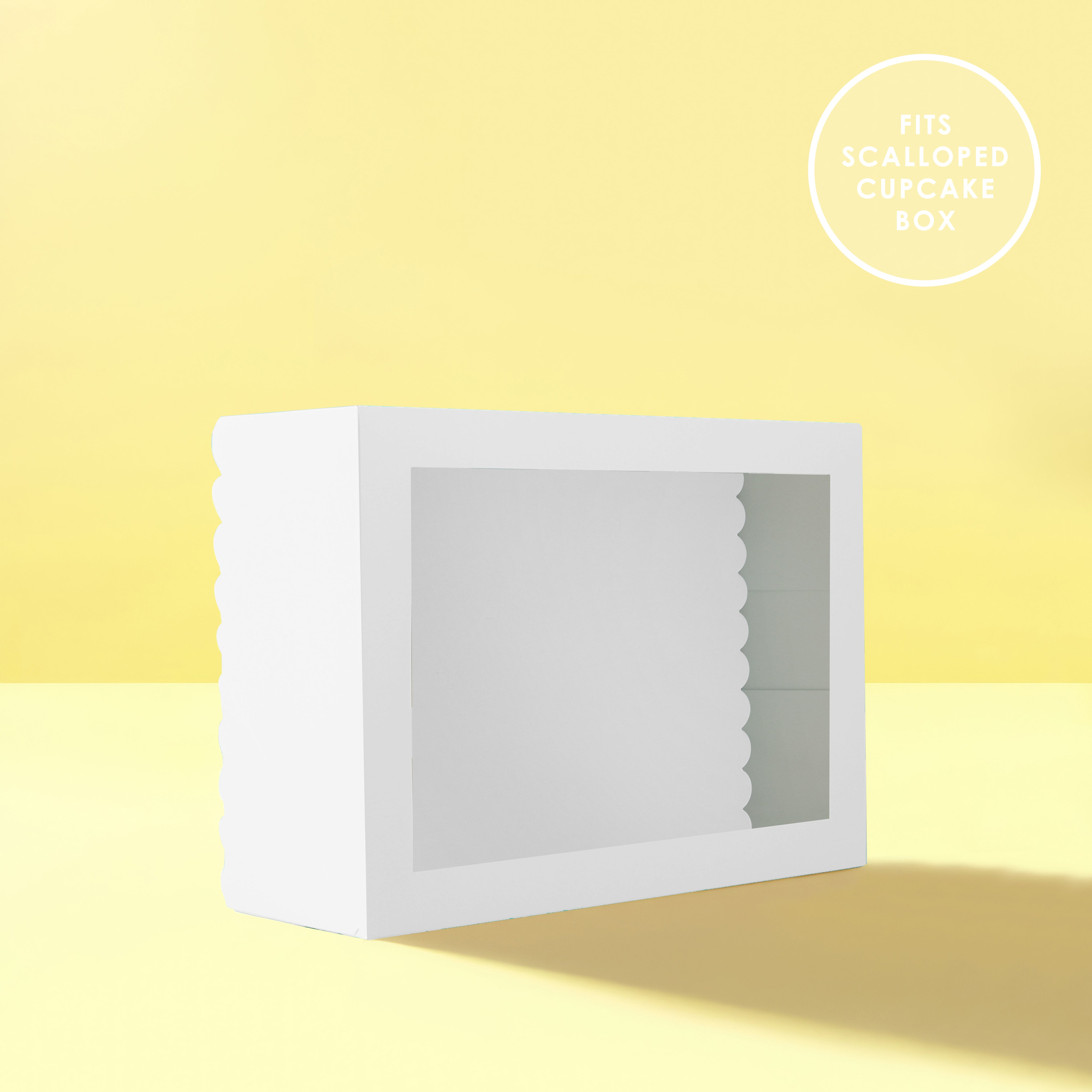 Papyrus Dual-Colour Scalloped Cake Board Rectangle White & Black