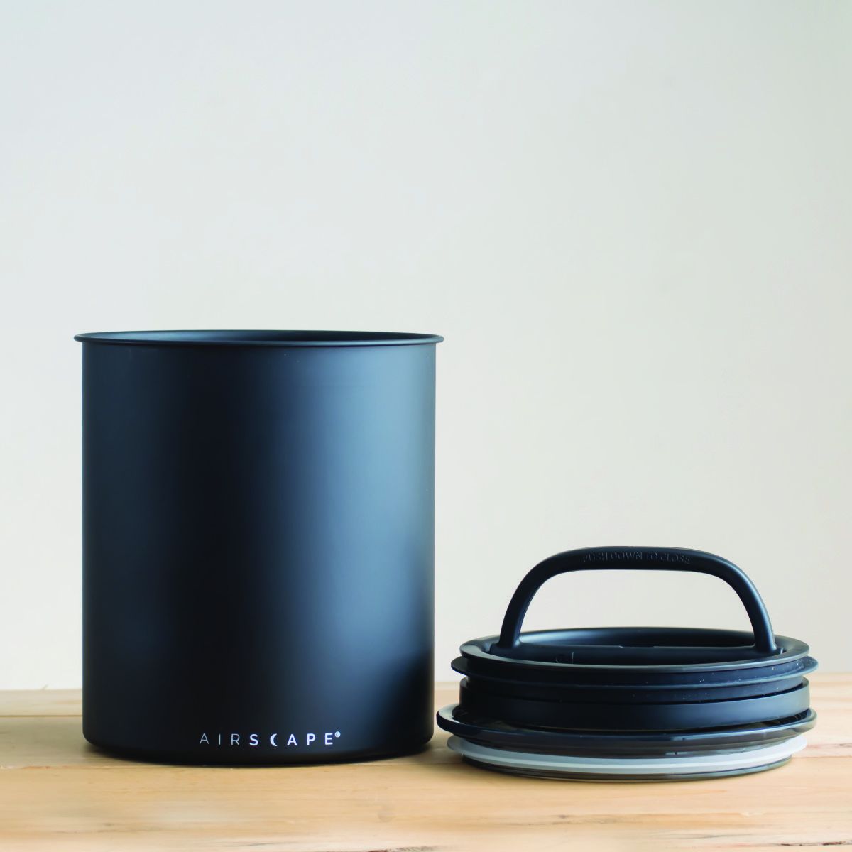 Airscape Kilo 8 inch Large - Matte Black