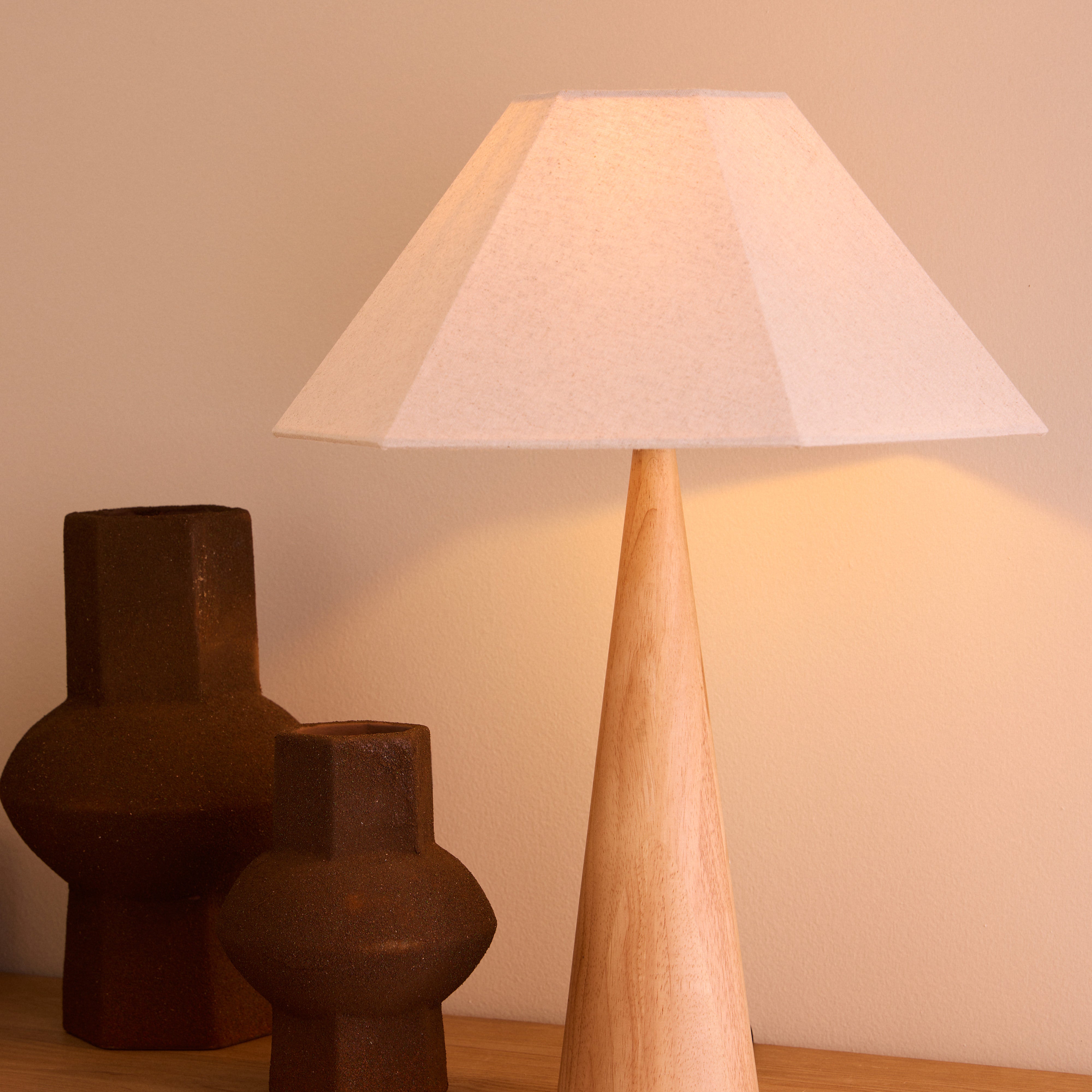 Grand Designs Flint Table Lamp Brown