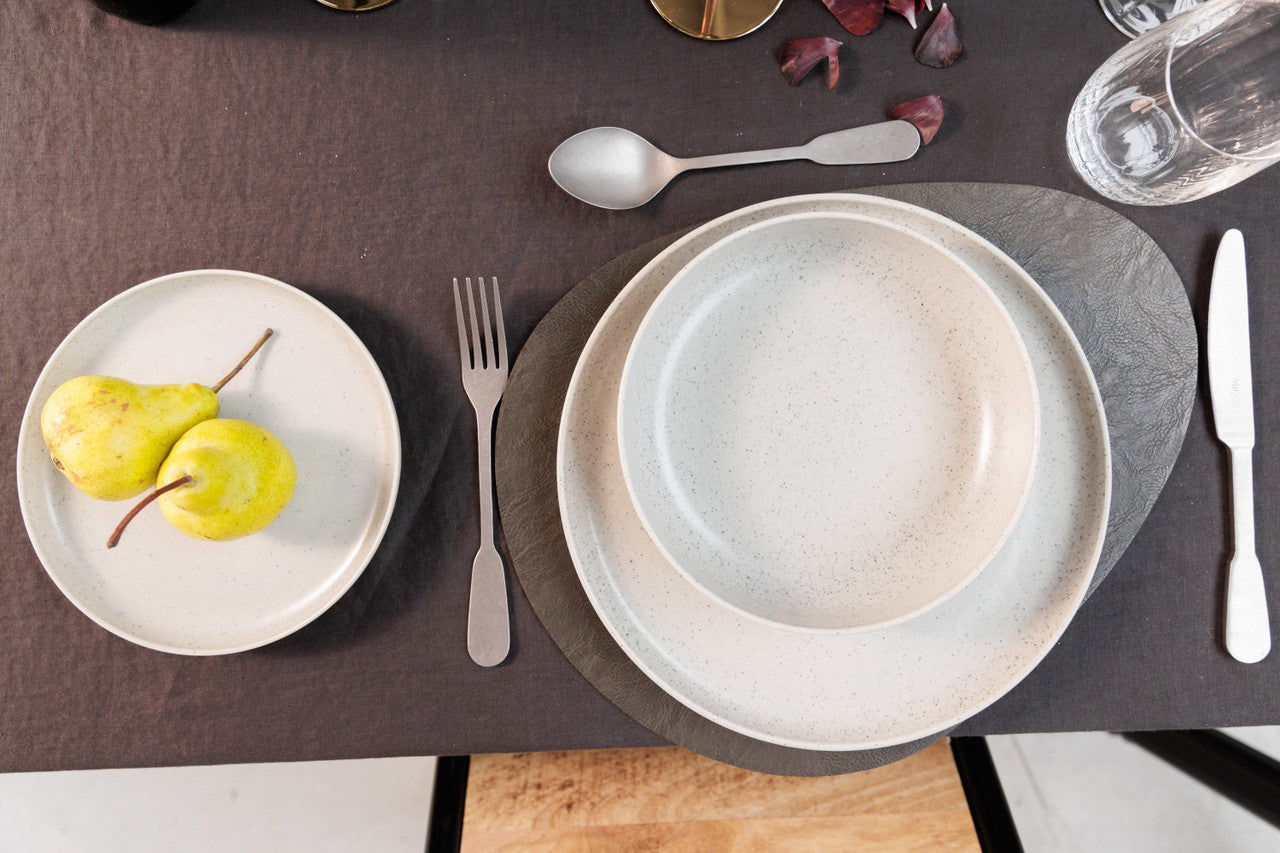 Mikasa PU Pebble Placemat Set 4 Piece 38 x 30cm (Slate Grey)