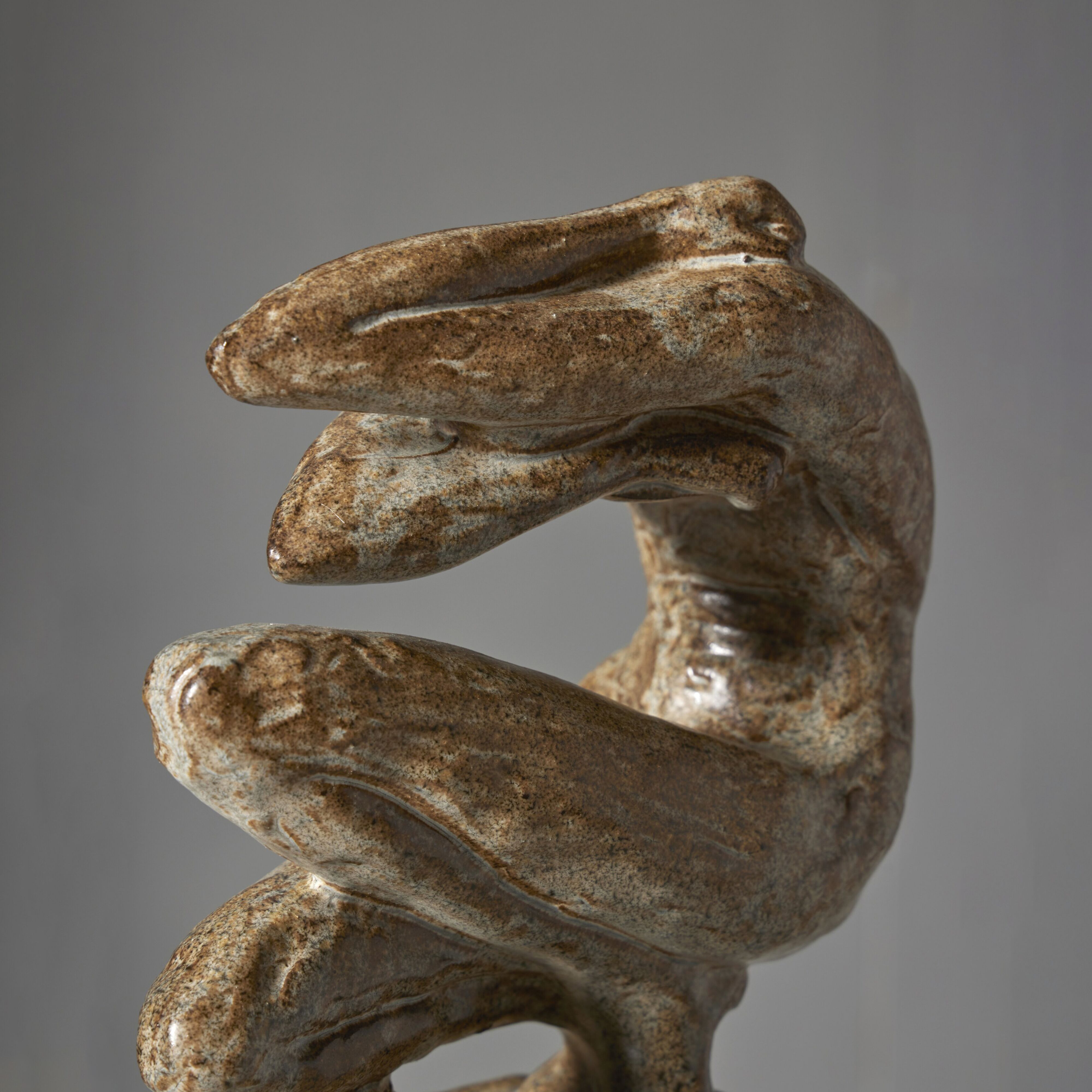 Grand Designs Arden Sculpture Reactive Brown