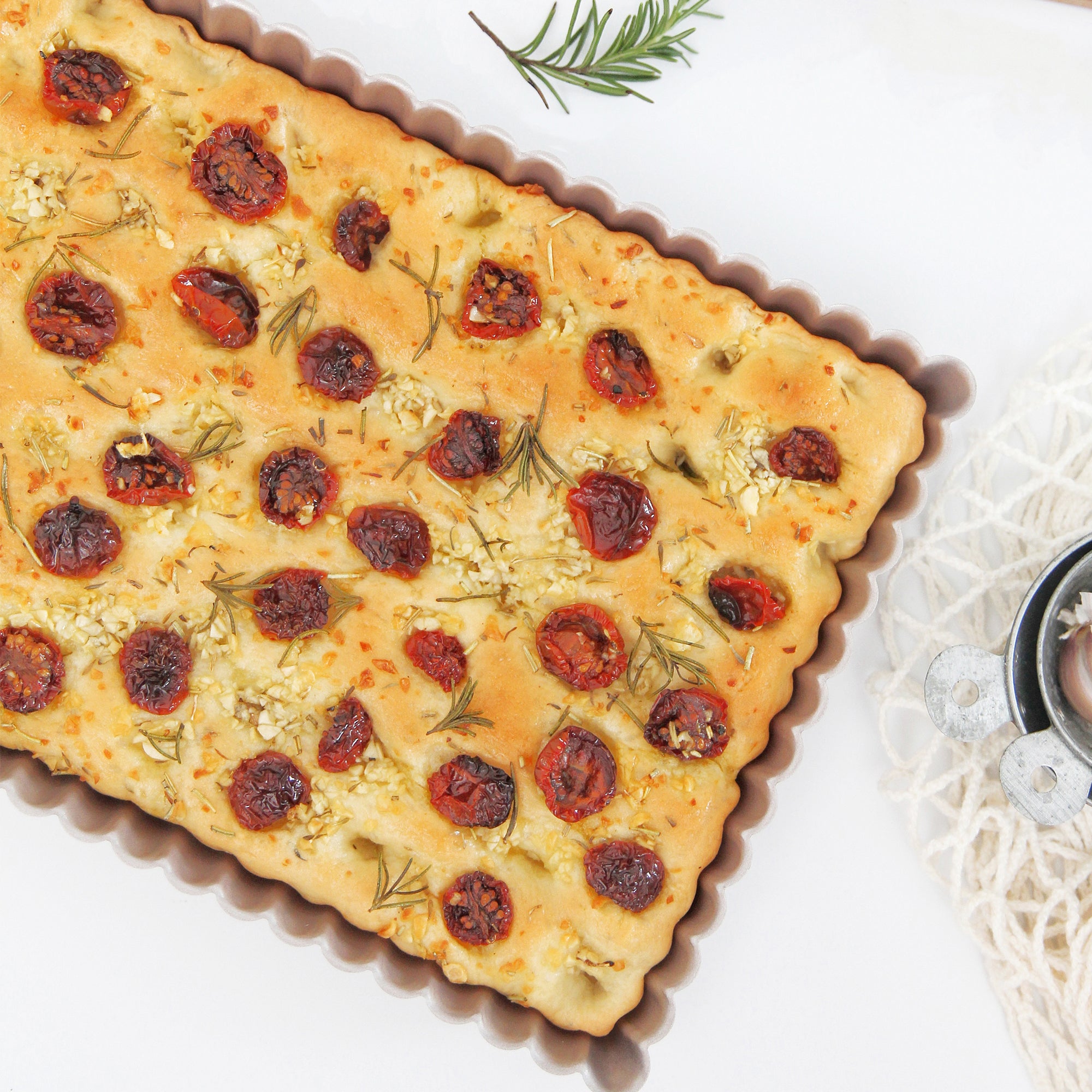 CHEFMADE Rectangular Tart Pan with Loose Base 28cm (WK9830)