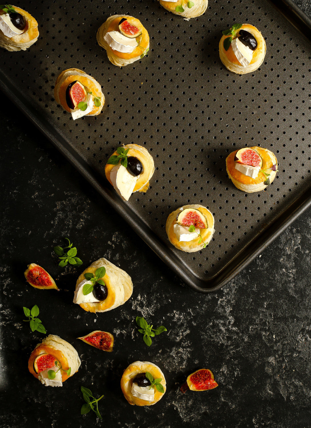 MasterCraft Crusty Bake Non Stick Baking Tray 39 x 27cm