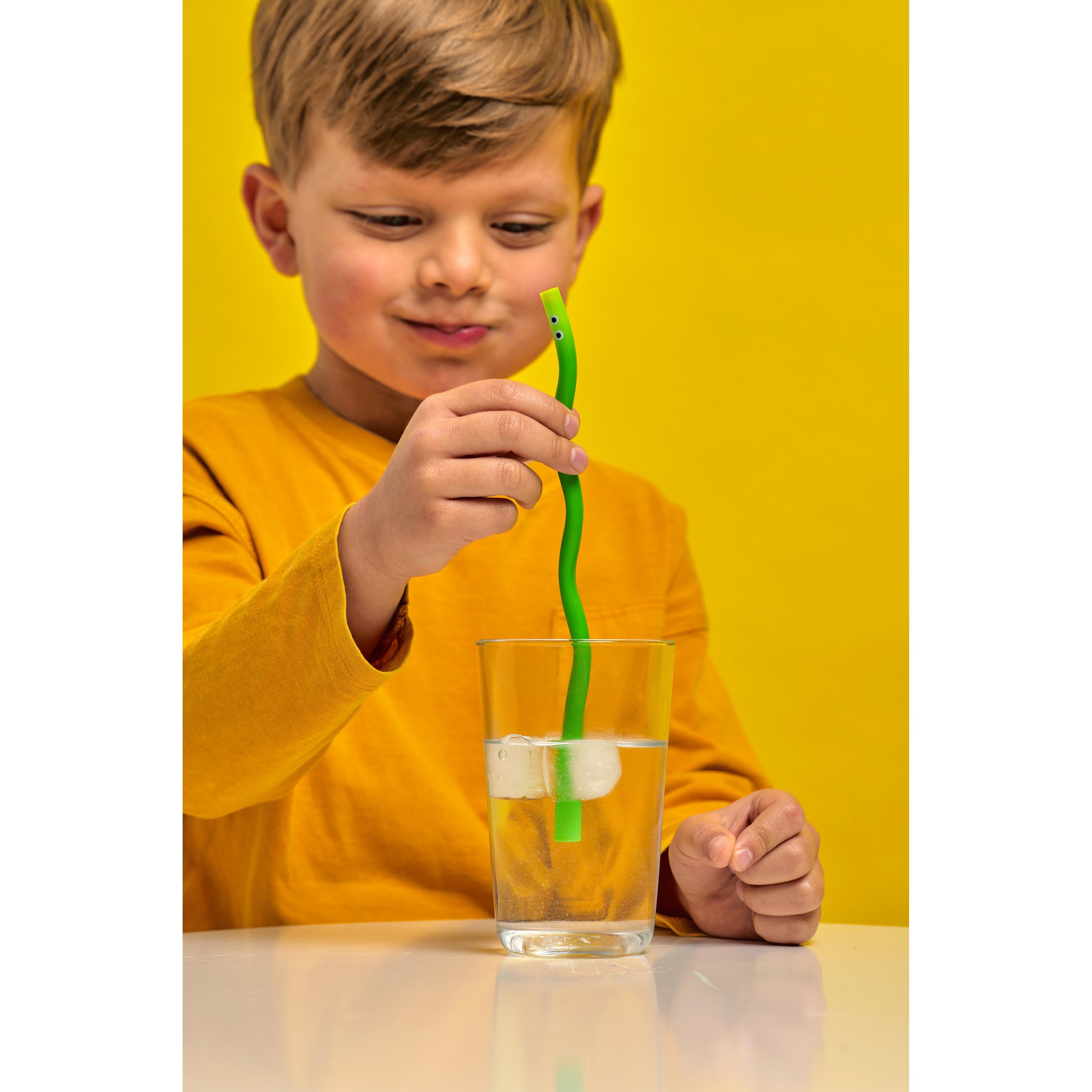 Kikkerland Wiggly Worm Colour Changing Straws 6 Piece Set Multi-Coloured