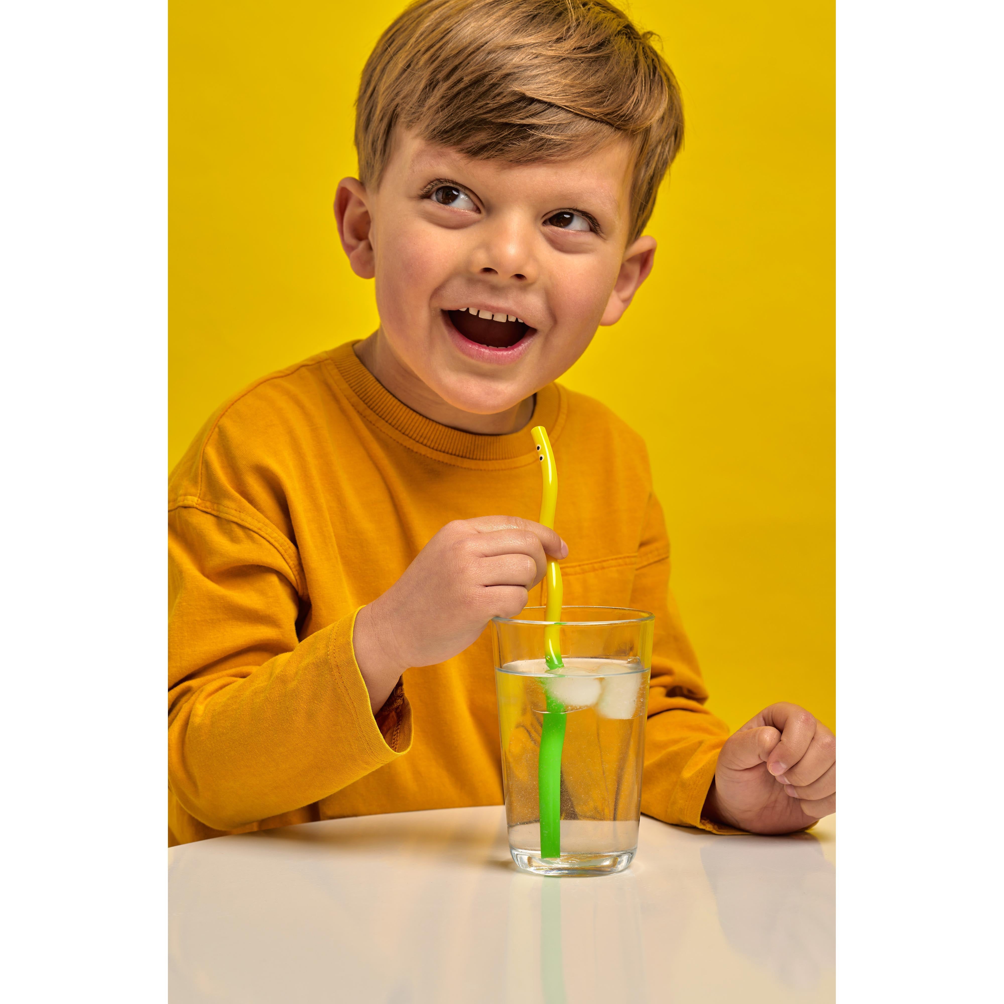 Kikkerland Wiggly Worm Colour Changing Straws 6 Piece Set Multi-Coloured