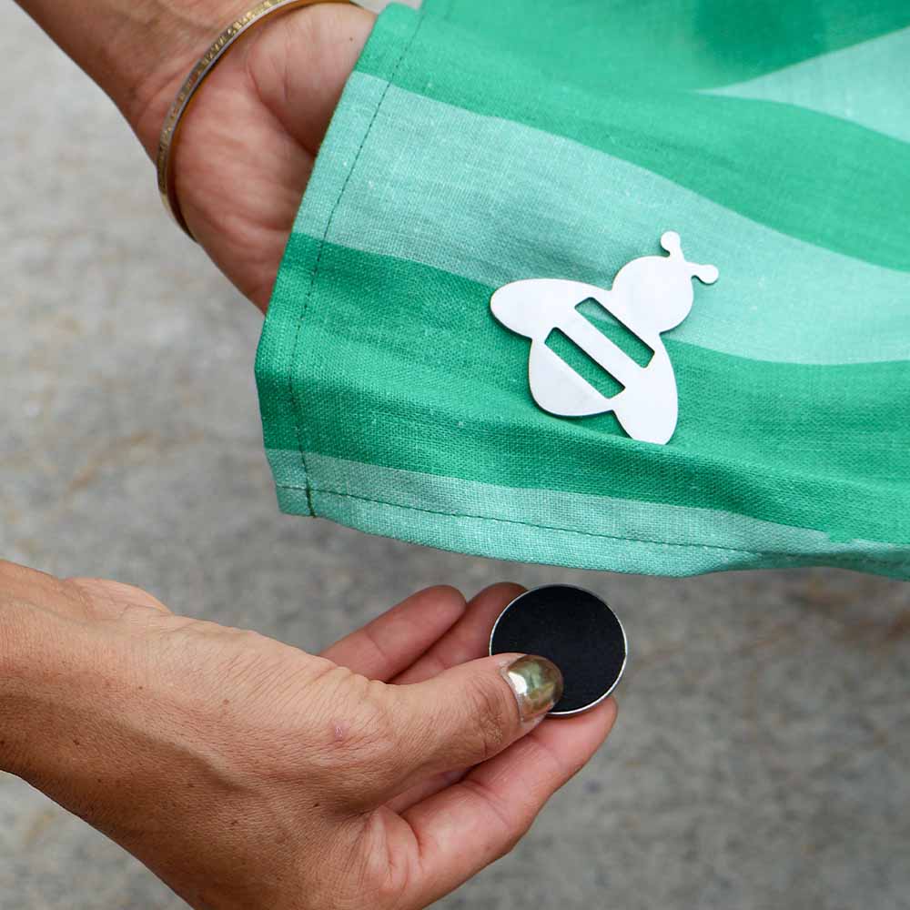 Annabel Trends Magnetic Tablecloth Weights Bee