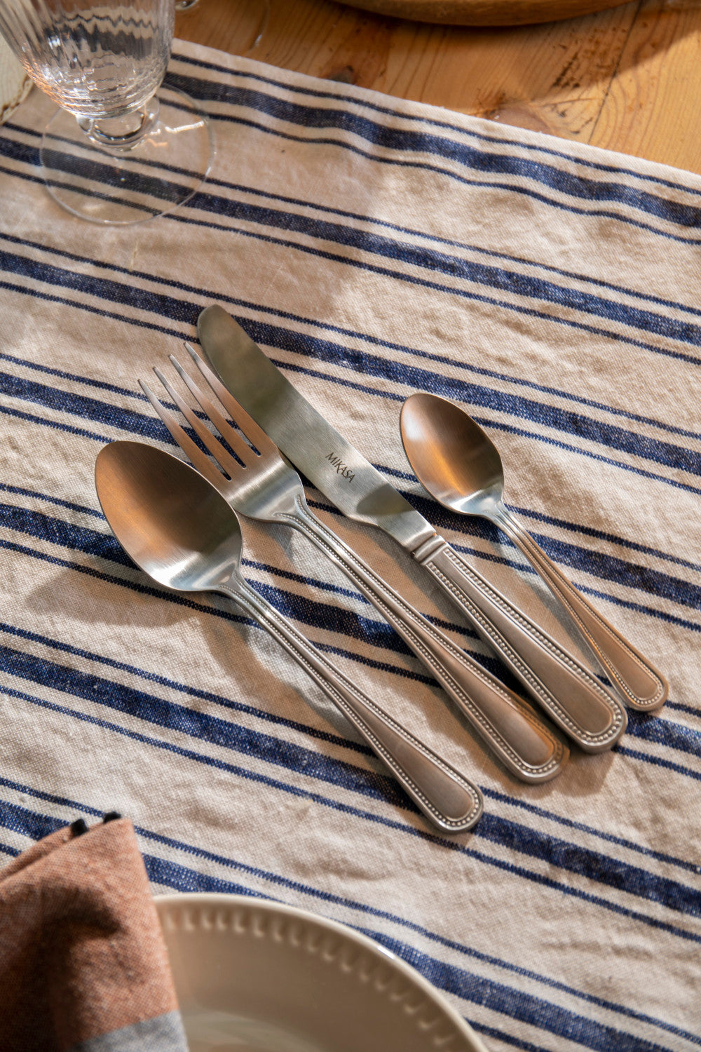 Mikasa Portobello Stainless Steel Cutlery Set 16 Piece