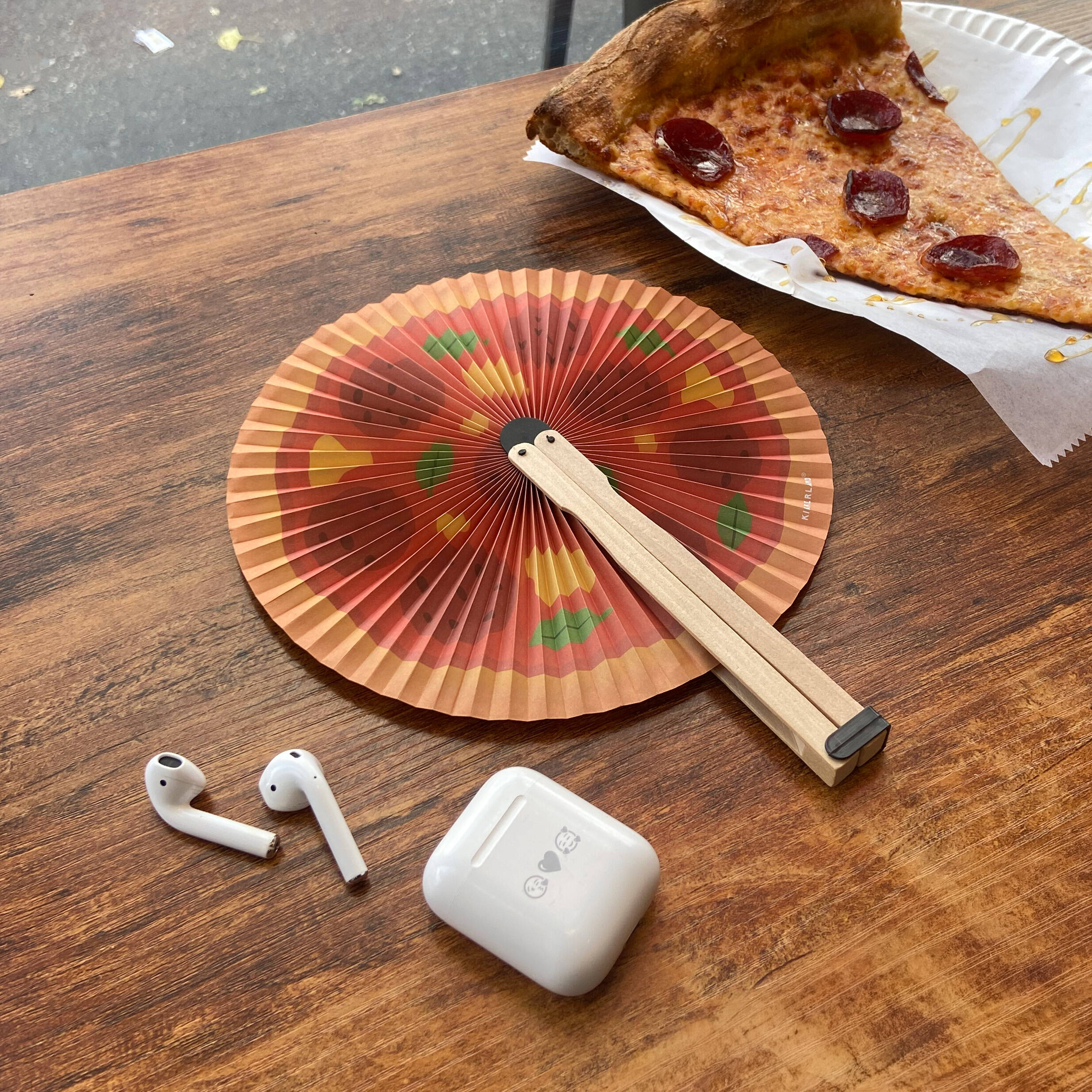 Kikkerland Food Fans Assorted