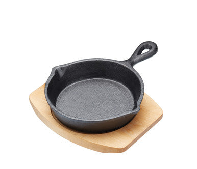 Artesà Cast Iron Mini Fry Pan with Serving Board 15cm