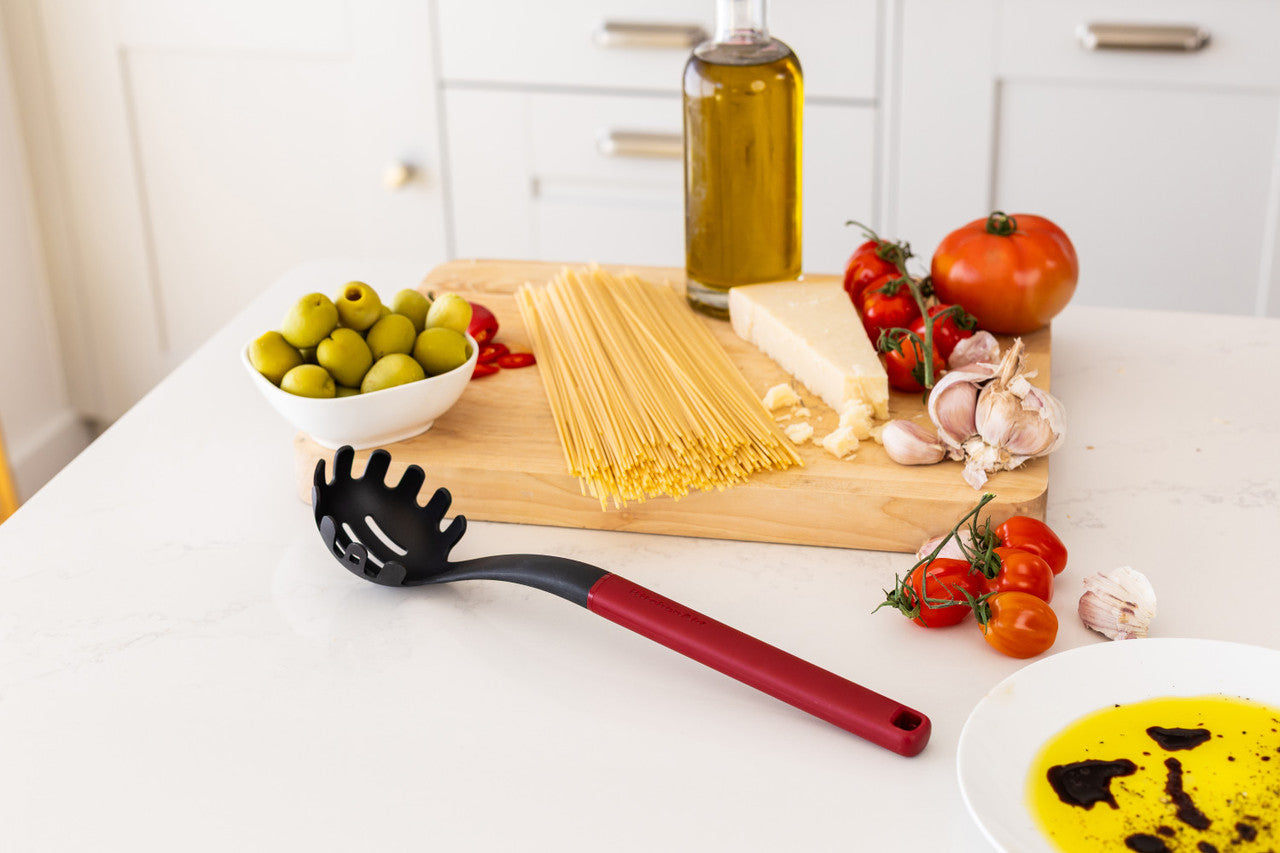 KitchenAid Pasta Server 34cm (Empire Red)